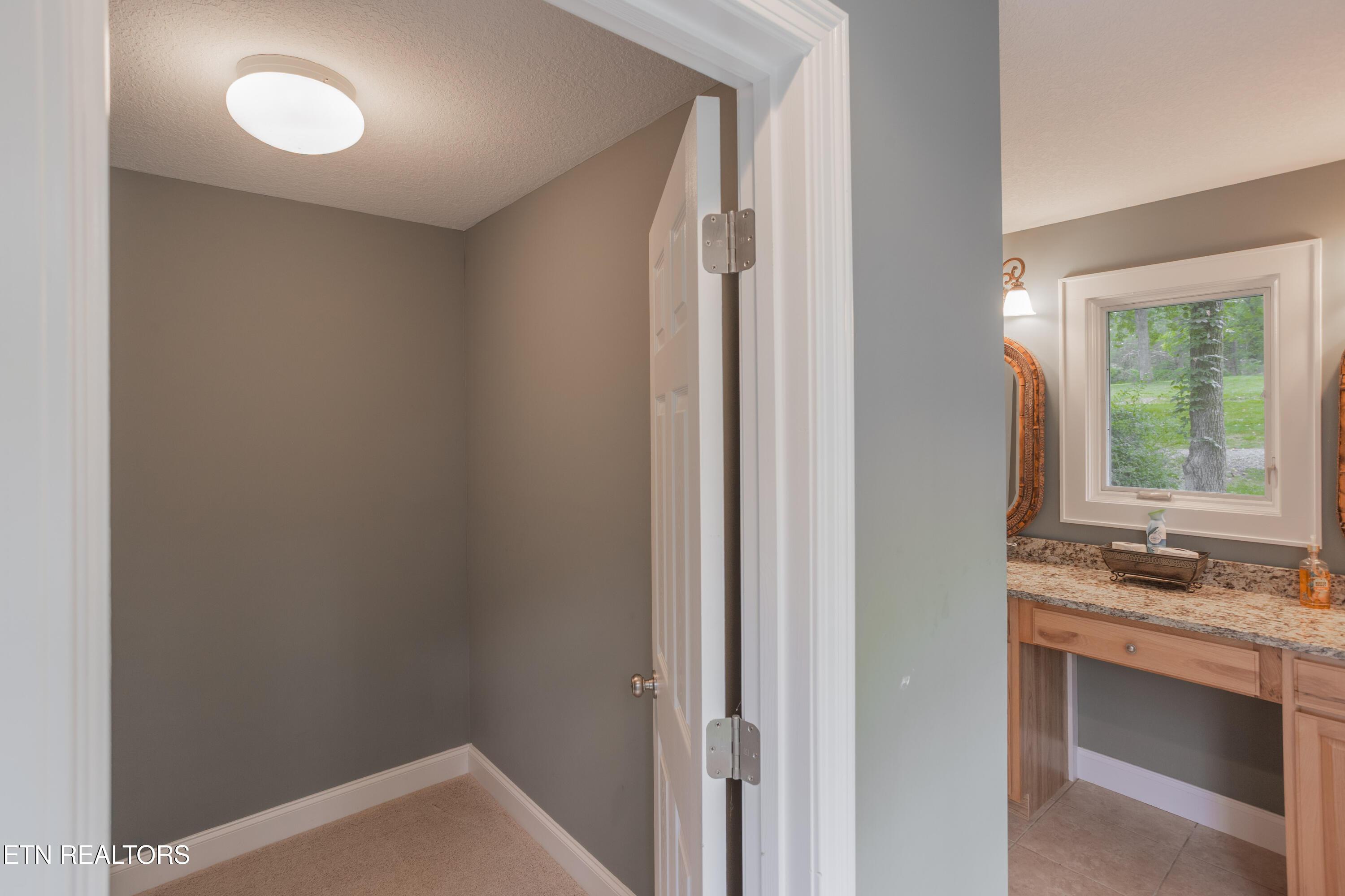 4193 Parris Drive, Lenoir City, TN - Fort Loudoun and Tellico Lake Real Estate - Image# 23