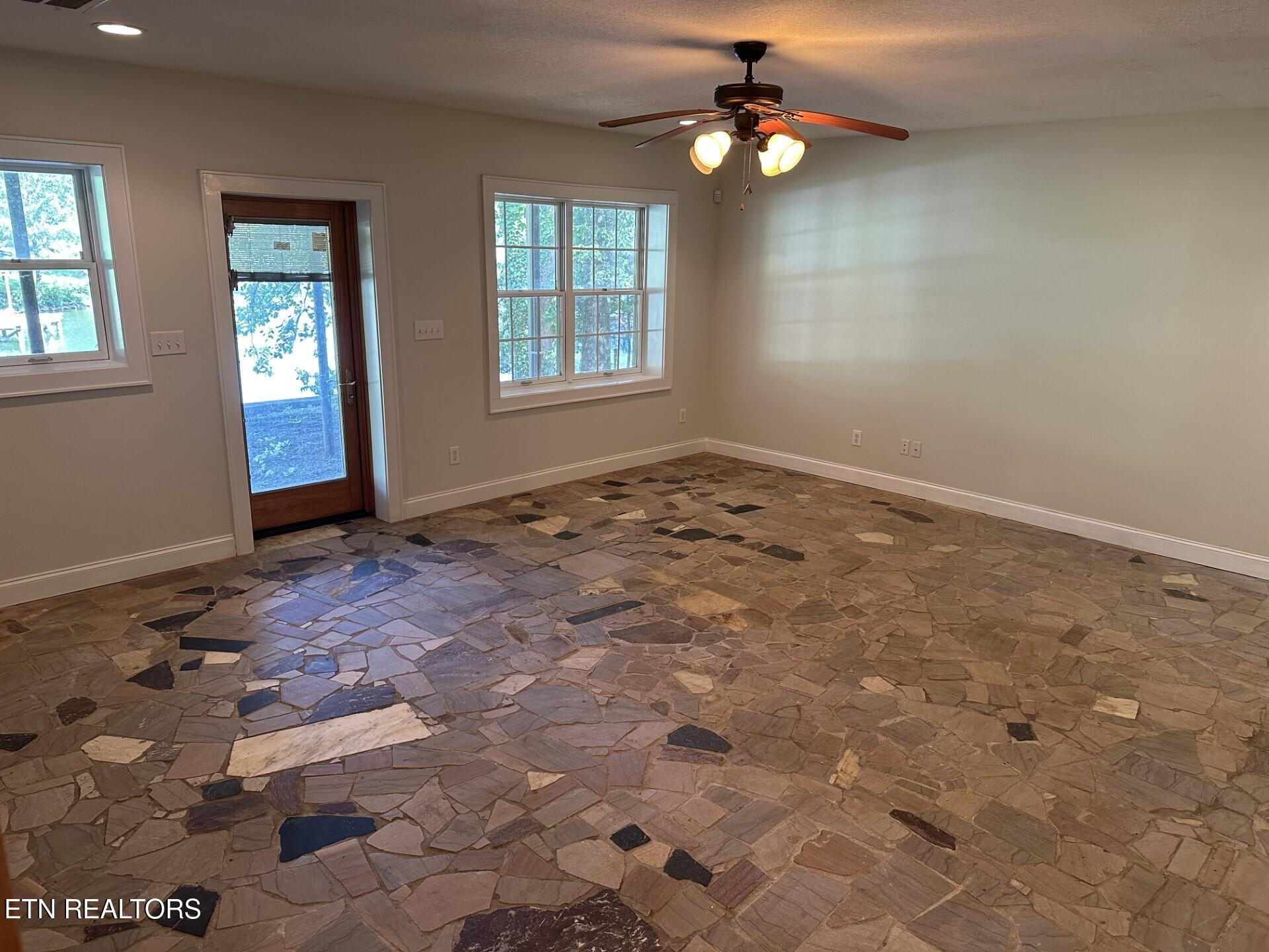 4193 Parris Drive, Lenoir City, TN - Fort Loudoun and Tellico Lake Real Estate - Image# 37