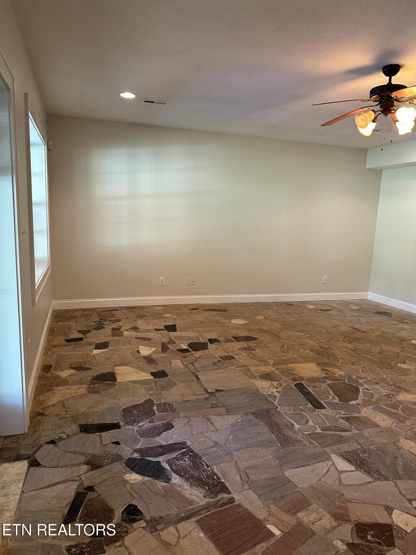 4193 Parris Drive, Lenoir City, TN - Fort Loudoun and Tellico Lake Real Estate - Image# 39