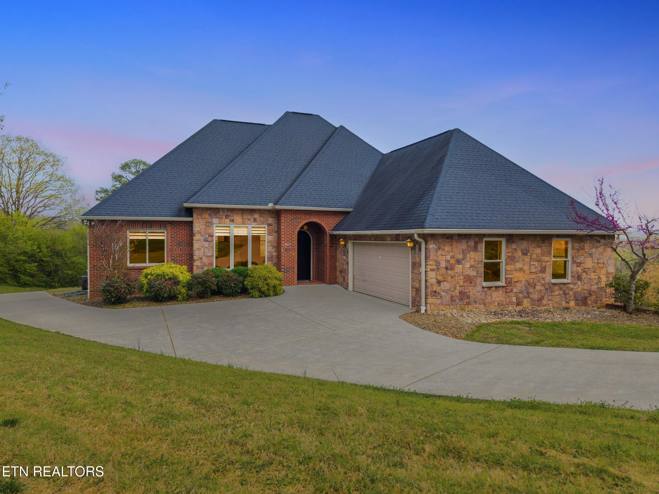 3835 Admirality Lane, Knoxville, TN - Fort Loudoun and Tellico Lake Real Estate - Image# 1