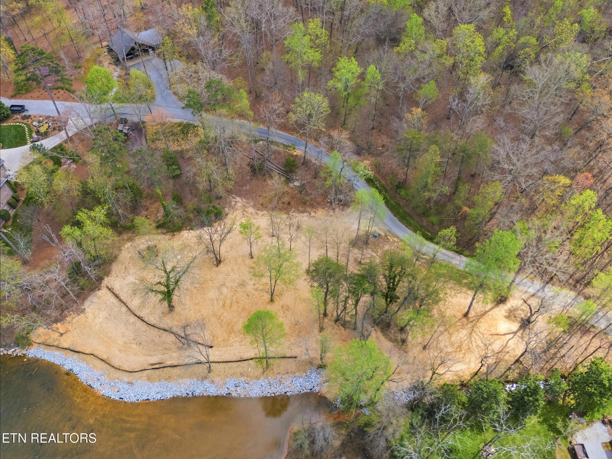 1 Headricks Cove, Lenoir City, TN - Fort Loudoun and Tellico Lake Real Estate - Image# 8