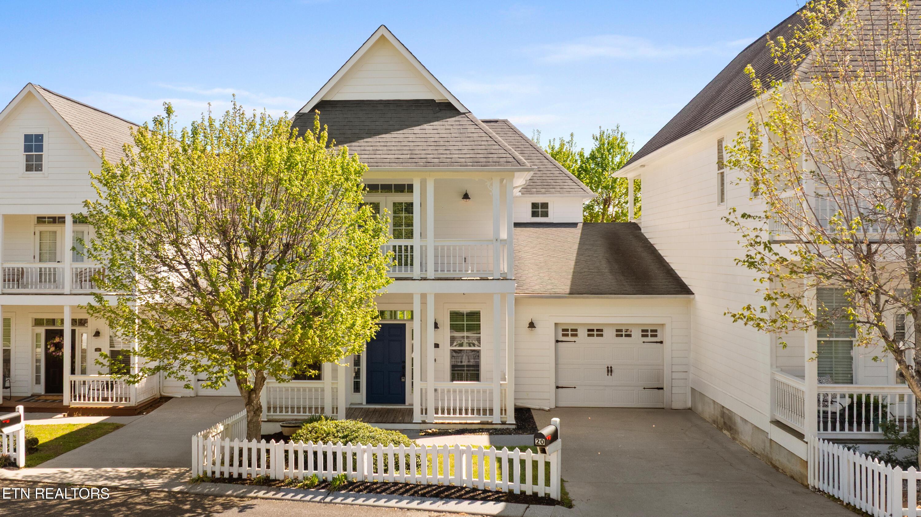 1101 Main St, Loudon, TN