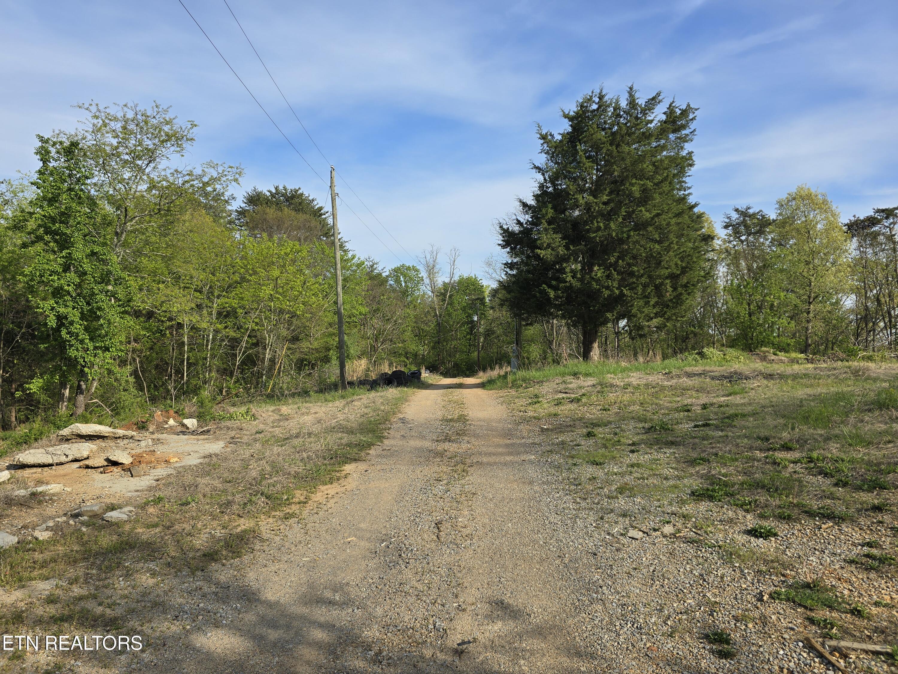 3697 Jackson Bend Rd, Lenoir City, TN - Fort Loudoun and Tellico Lake Real Estate - Image# 4