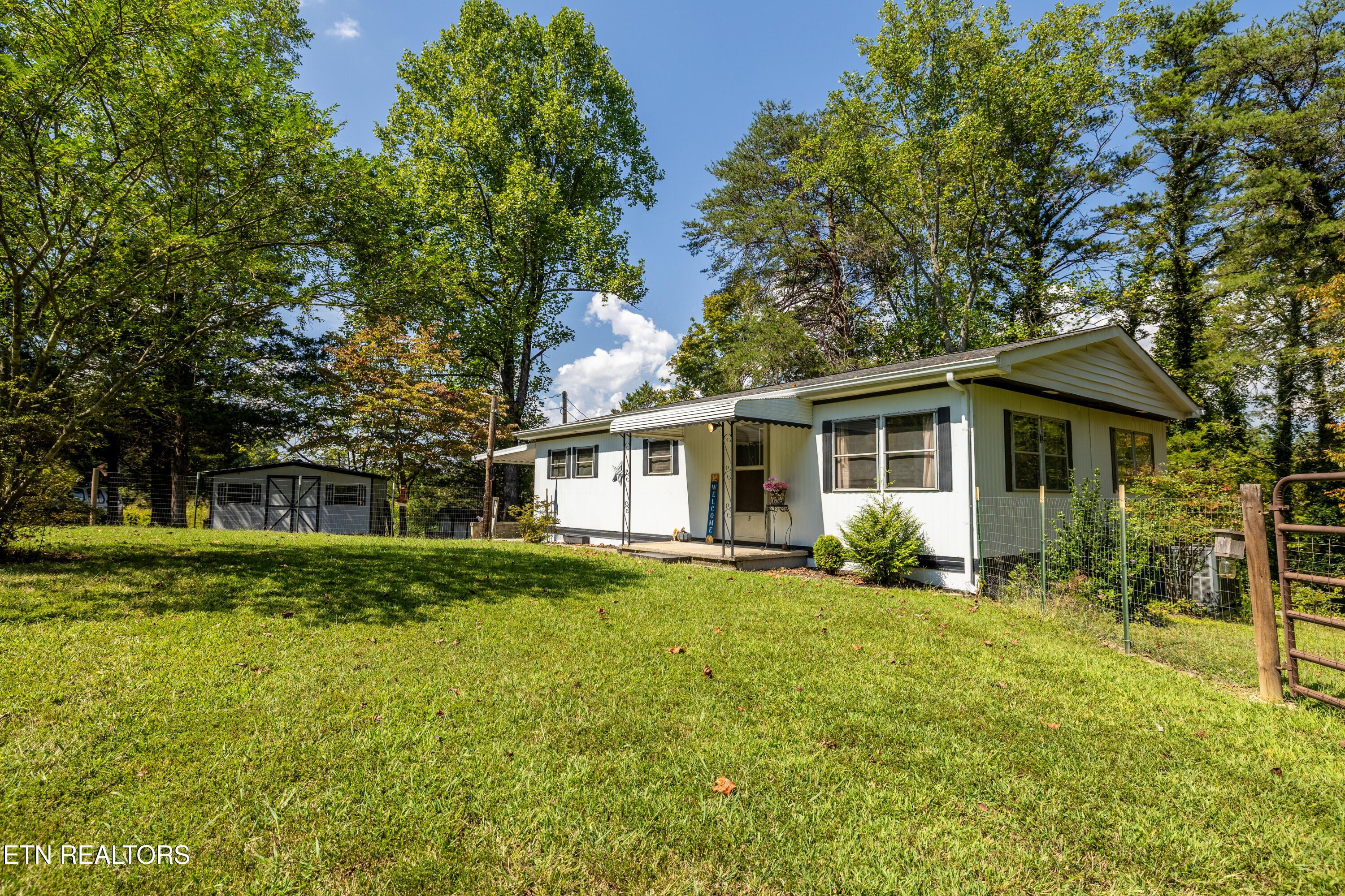 268 Mountain View Drive, Vonore, TN - Fort Loudoun and Tellico Lake Real Estate - Image# 3