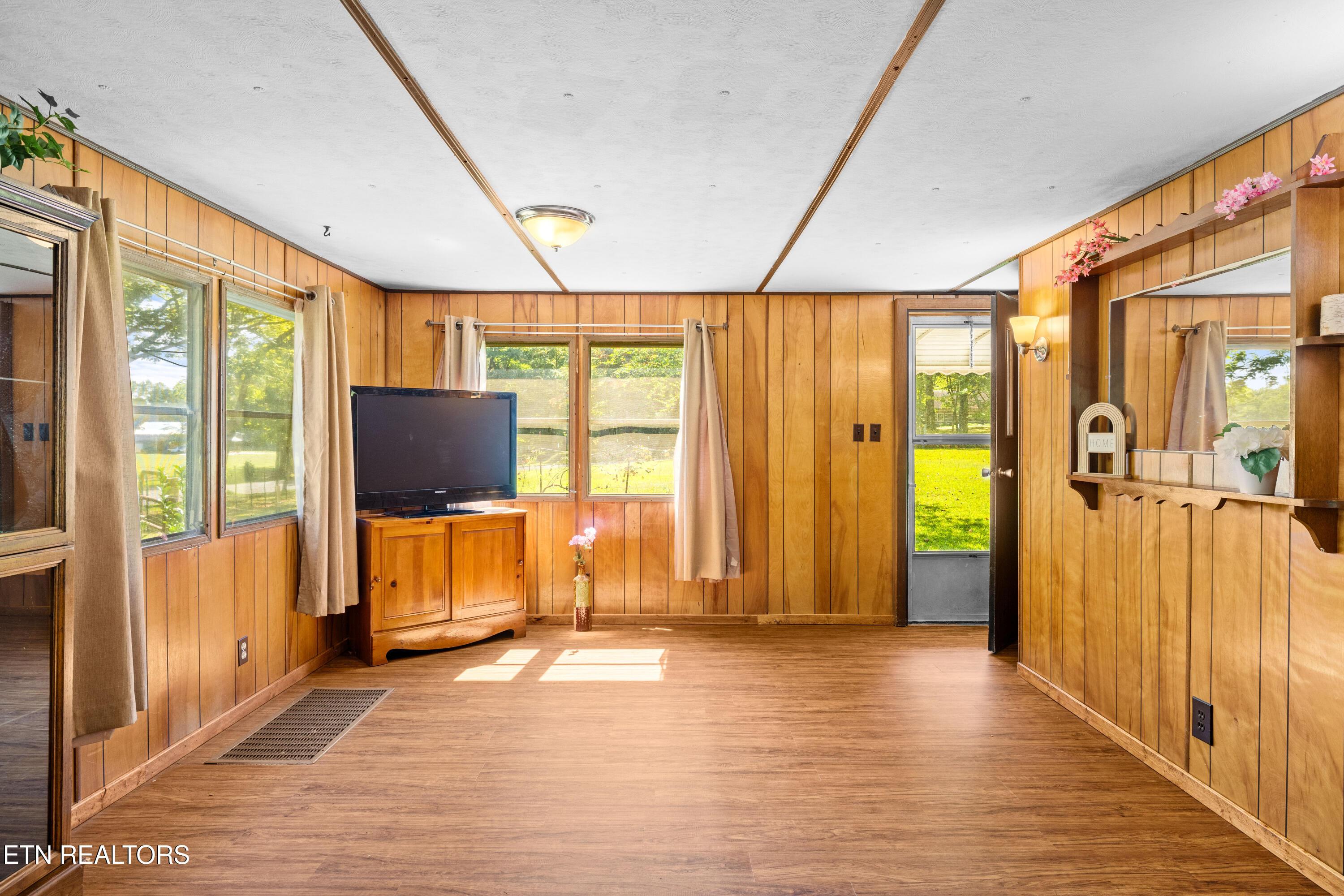 268 Mountain View Drive, Vonore, TN - Fort Loudoun and Tellico Lake Real Estate - Image# 19