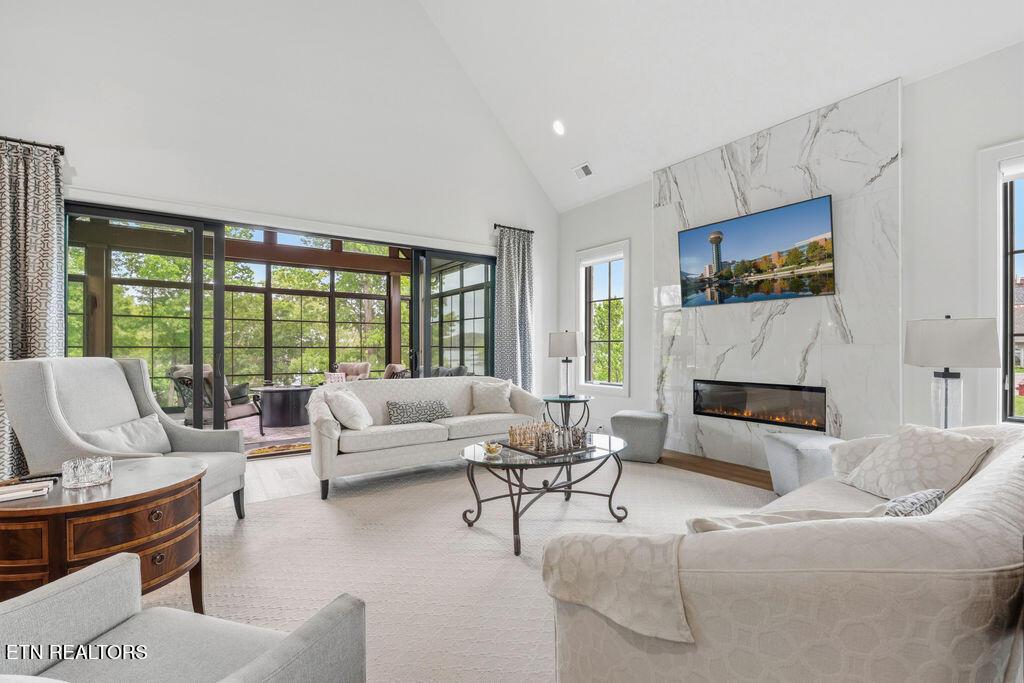 699 Cypress Pointe Drive, Lenoir City, TN - Fort Loudoun and Tellico Lake Real Estate - Image# 22