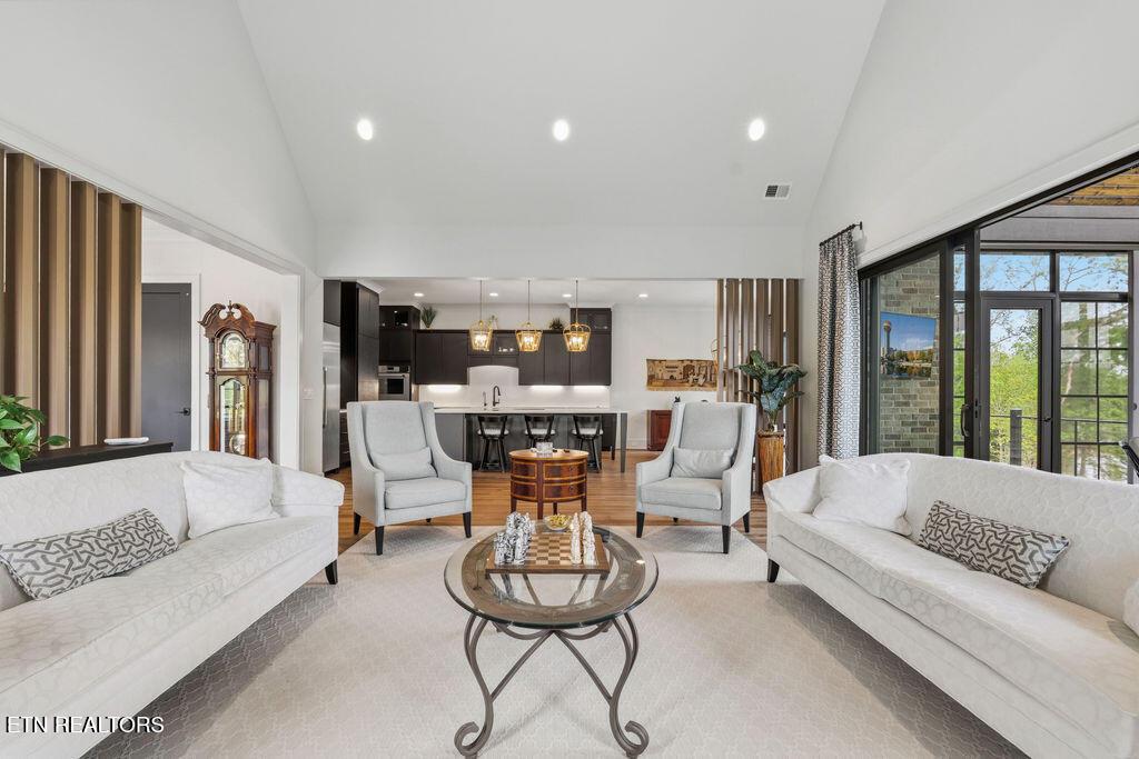 699 Cypress Pointe Drive, Lenoir City, TN - Fort Loudoun and Tellico Lake Real Estate - Image# 23