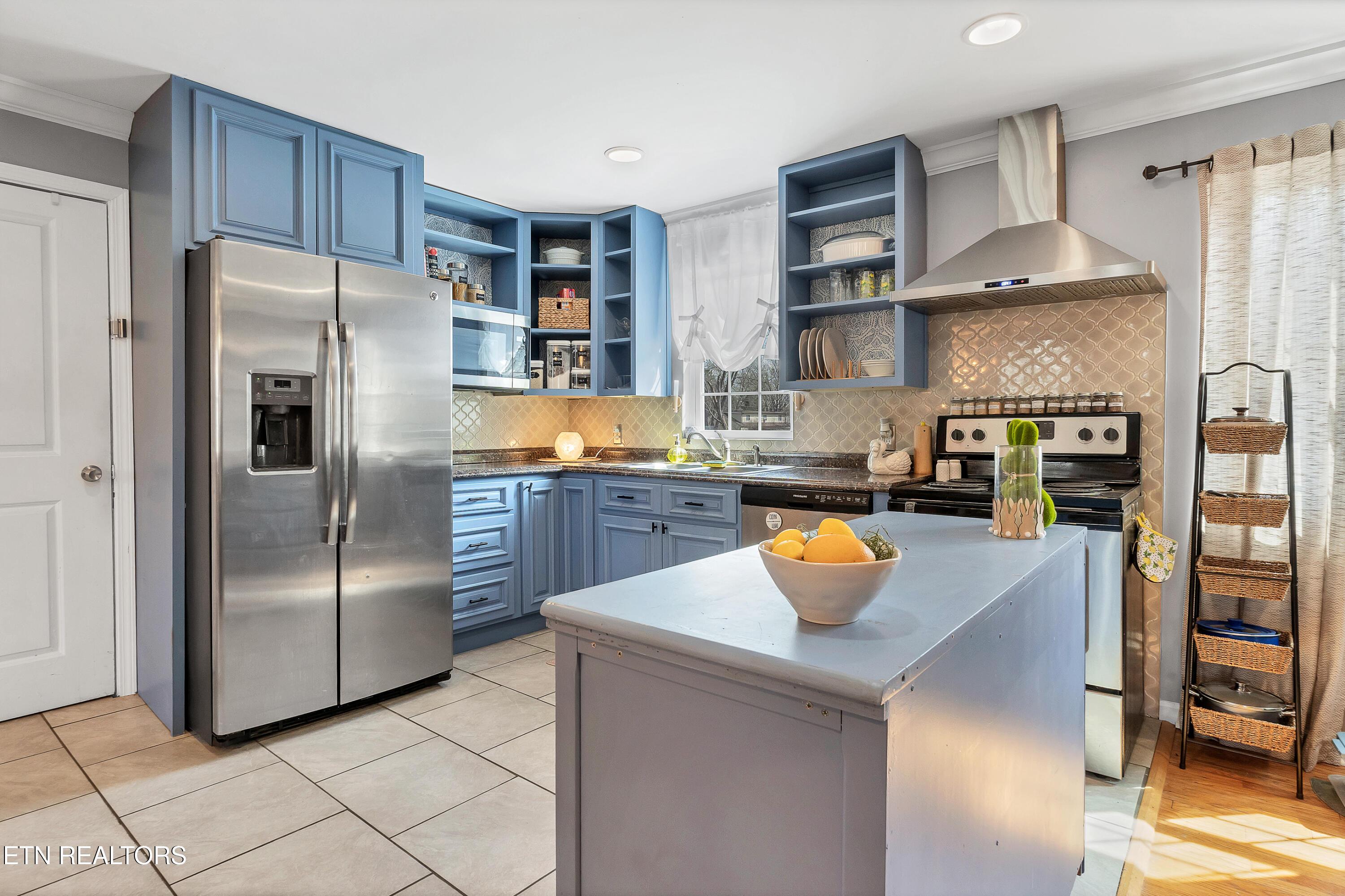 300 Lindy Drive, Knoxville, TN - Fort Loudoun and Tellico Lake Real Estate - Image# 12