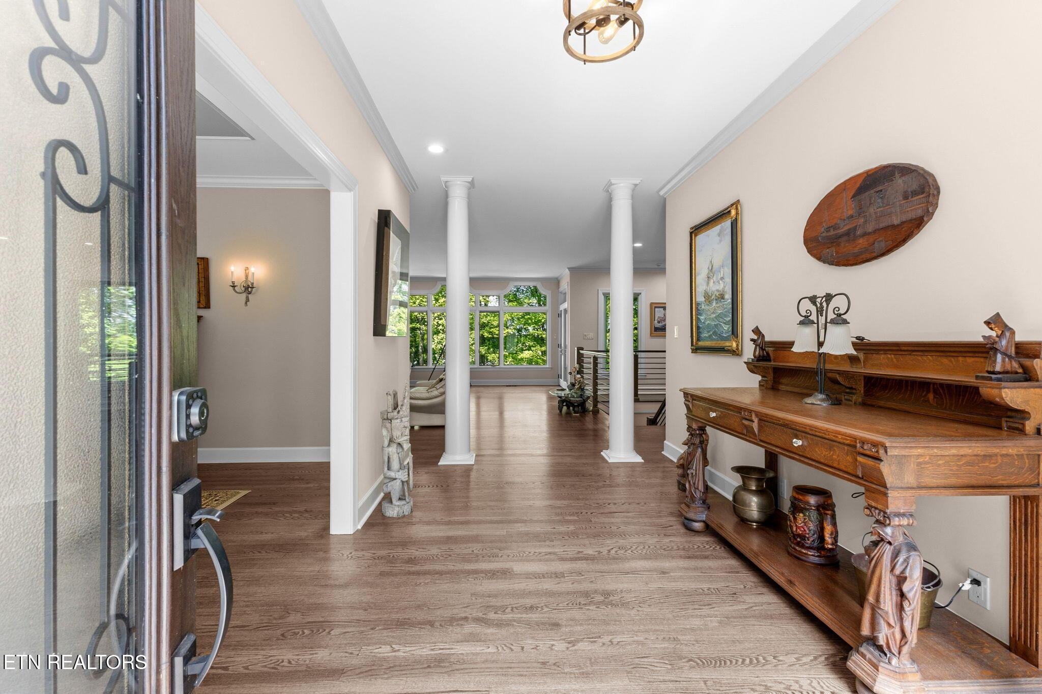 2304 Lakemoor Drive, Knoxville, TN - Fort Loudoun and Tellico Lake Real Estate - Image# 5