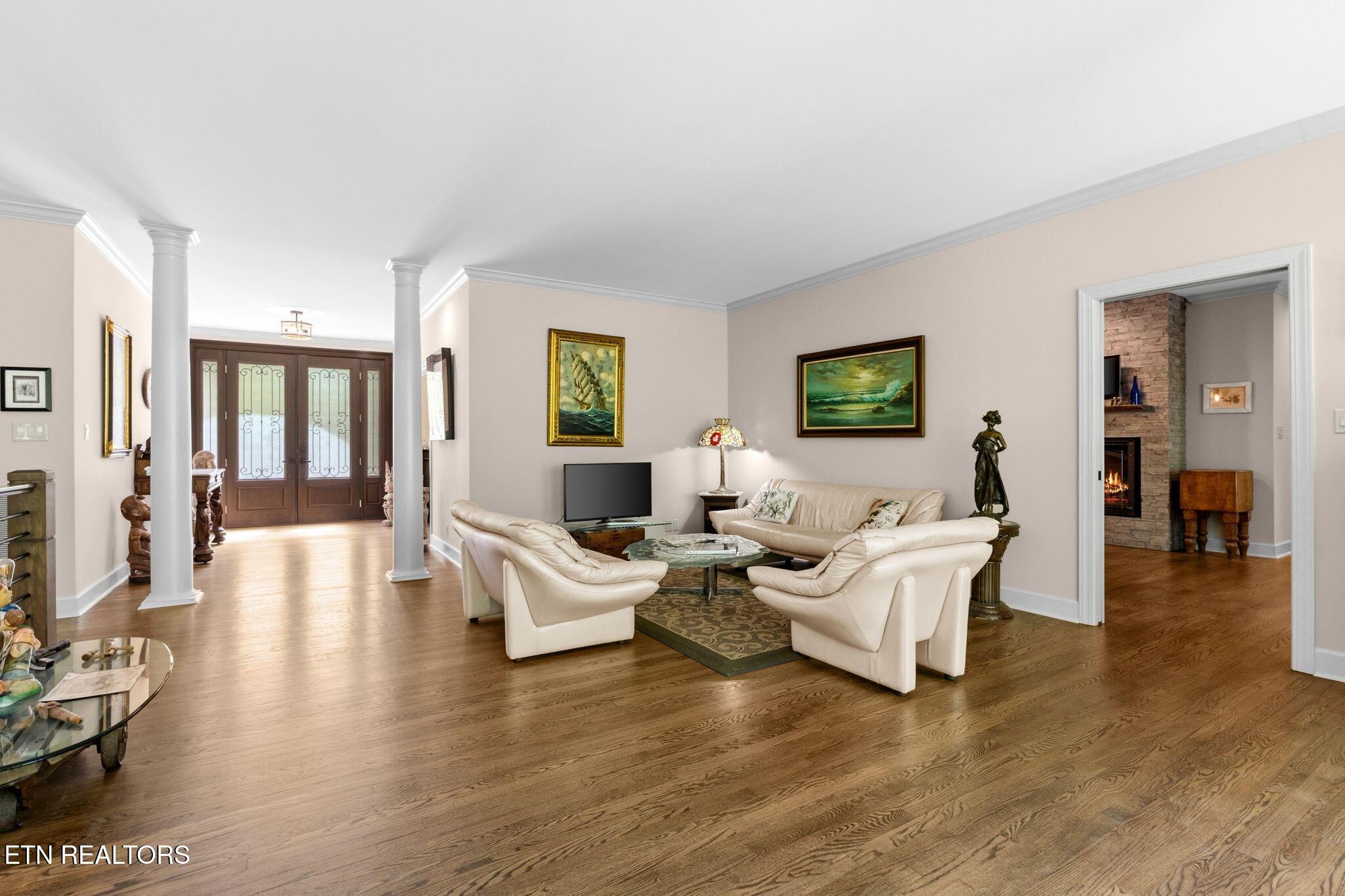 2304 Lakemoor Drive, Knoxville, TN - Fort Loudoun and Tellico Lake Real Estate - Image# 15