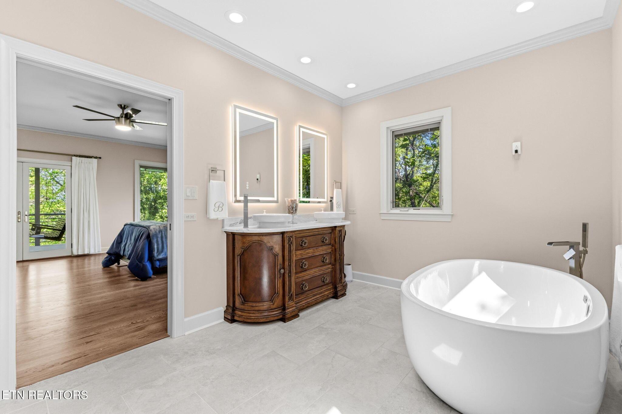 2304 Lakemoor Drive, Knoxville, TN - Fort Loudoun and Tellico Lake Real Estate - Image# 19