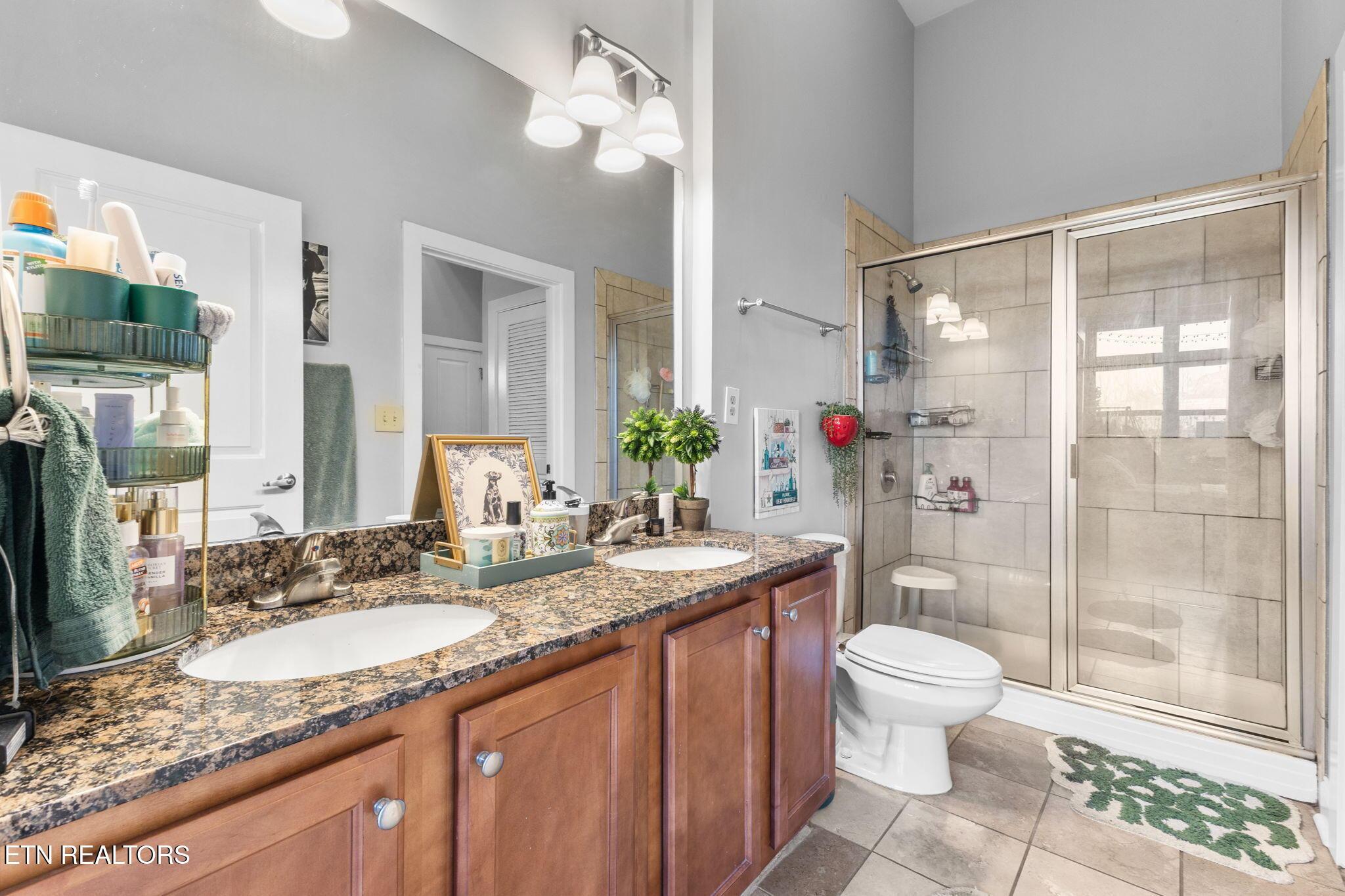 445 W Blount Ave, Knoxville, TN - Fort Loudoun and Tellico Lake Real Estate - Image# 20