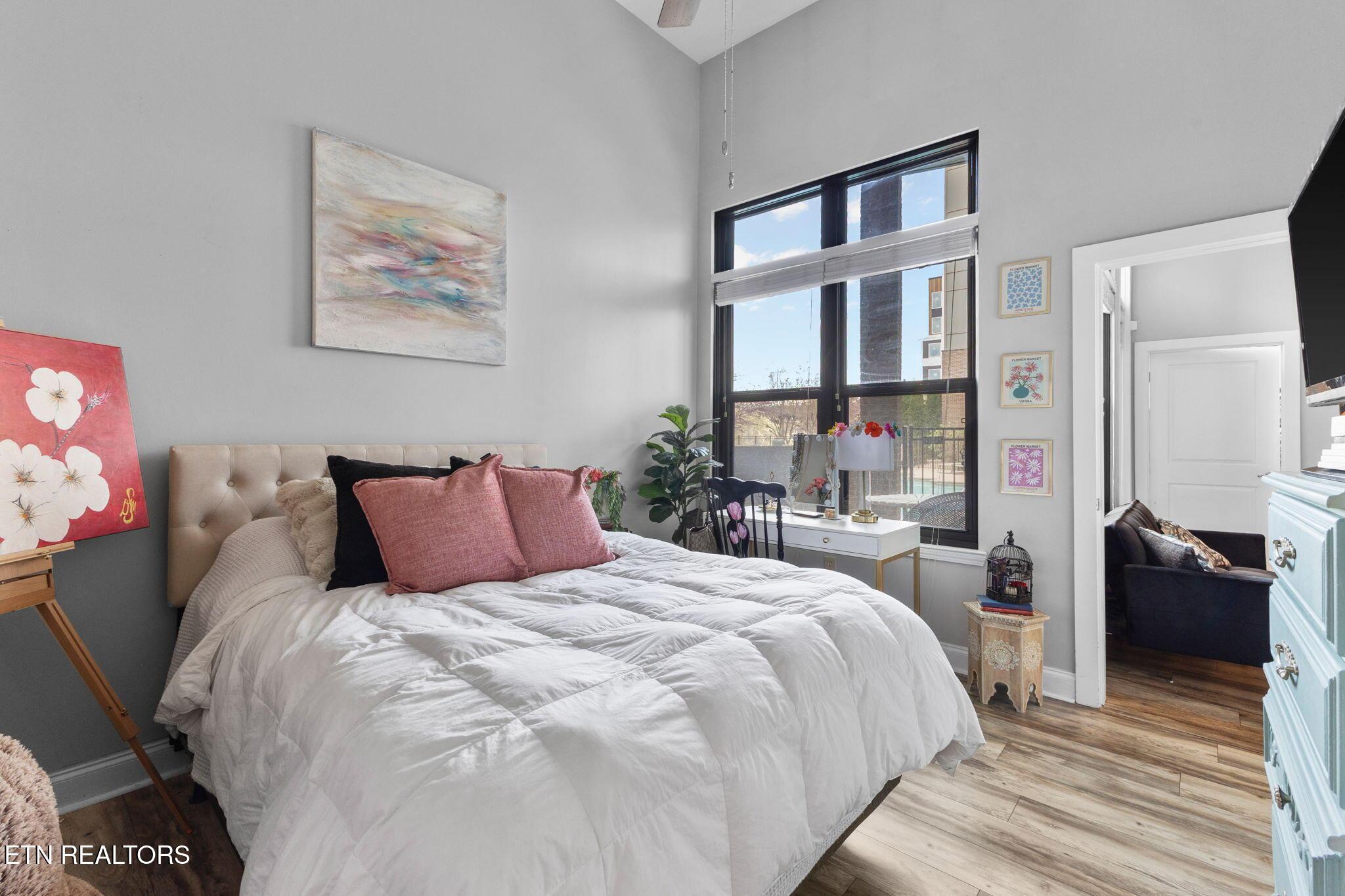 445 W Blount Ave, Knoxville, TN - Fort Loudoun and Tellico Lake Real Estate - Image# 25