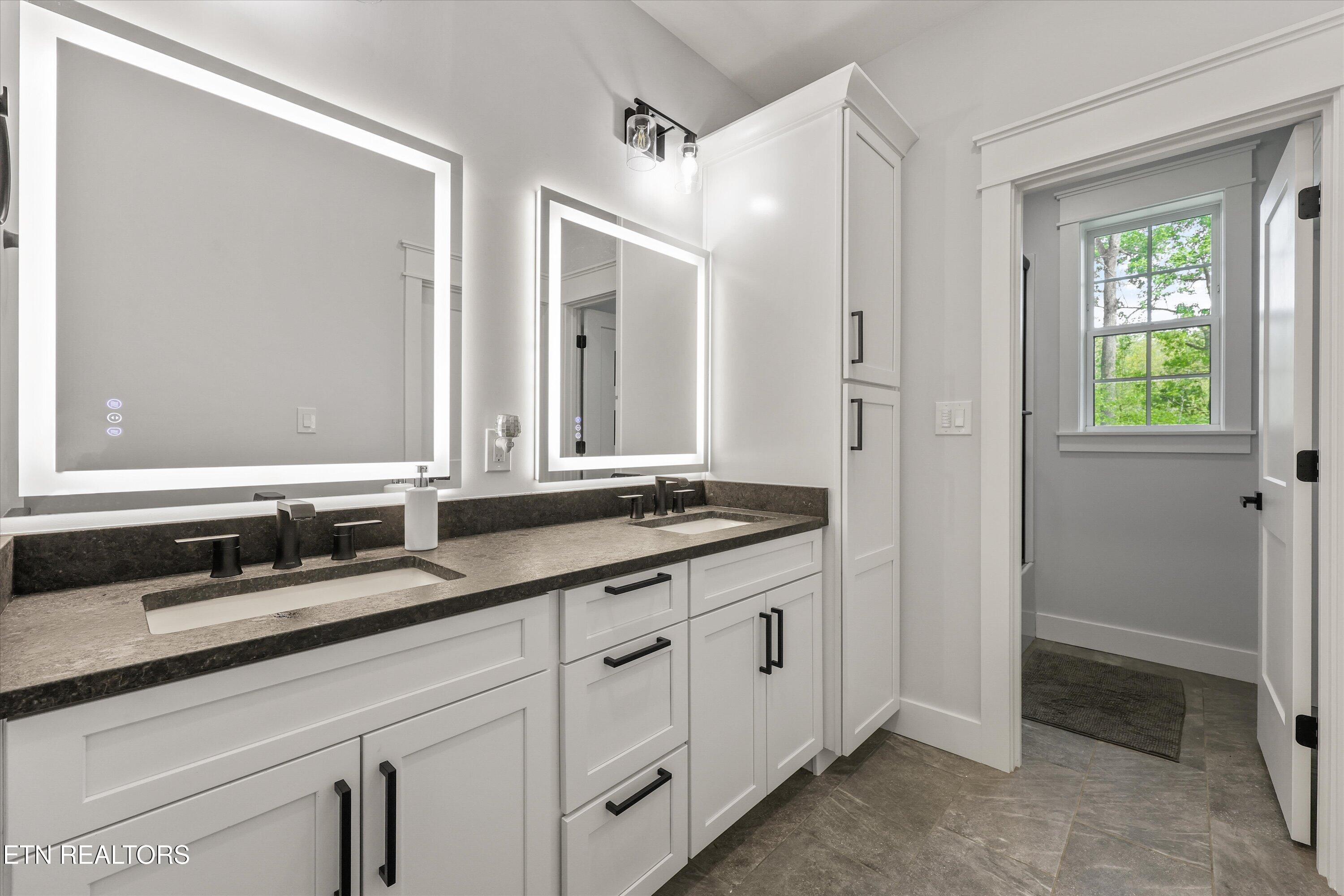 109 Lake Harbor Drive, Lenoir City, TN - Fort Loudoun and Tellico Lake Real Estate - Image# 27