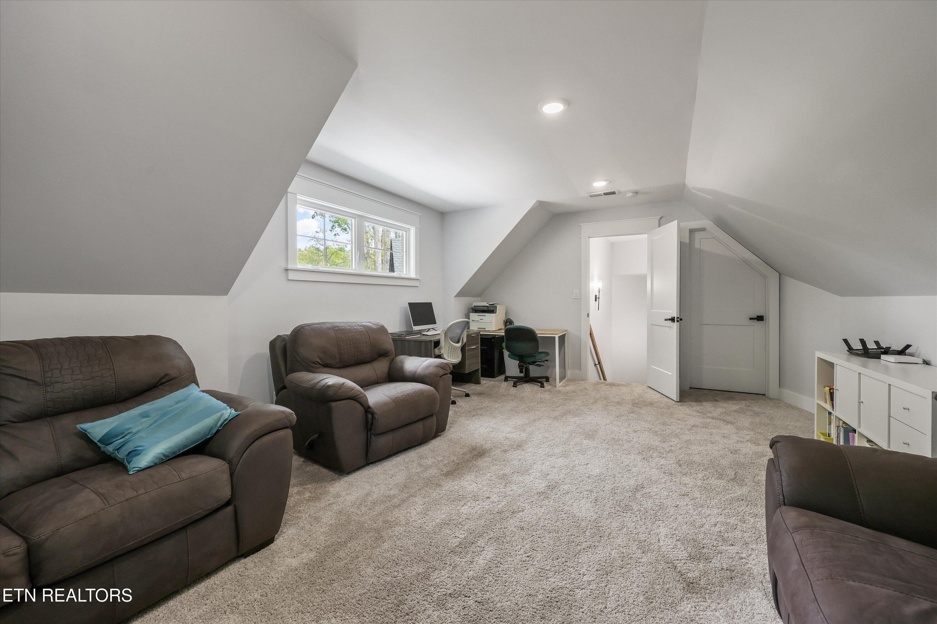 109 Lake Harbor Drive, Lenoir City, TN - Fort Loudoun and Tellico Lake Real Estate - Image# 29