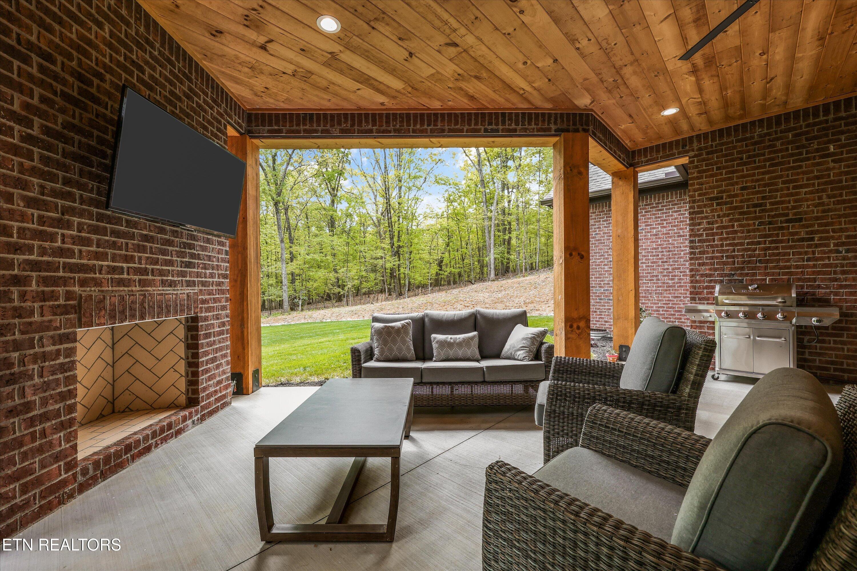 109 Lake Harbor Drive, Lenoir City, TN - Fort Loudoun and Tellico Lake Real Estate - Image# 32