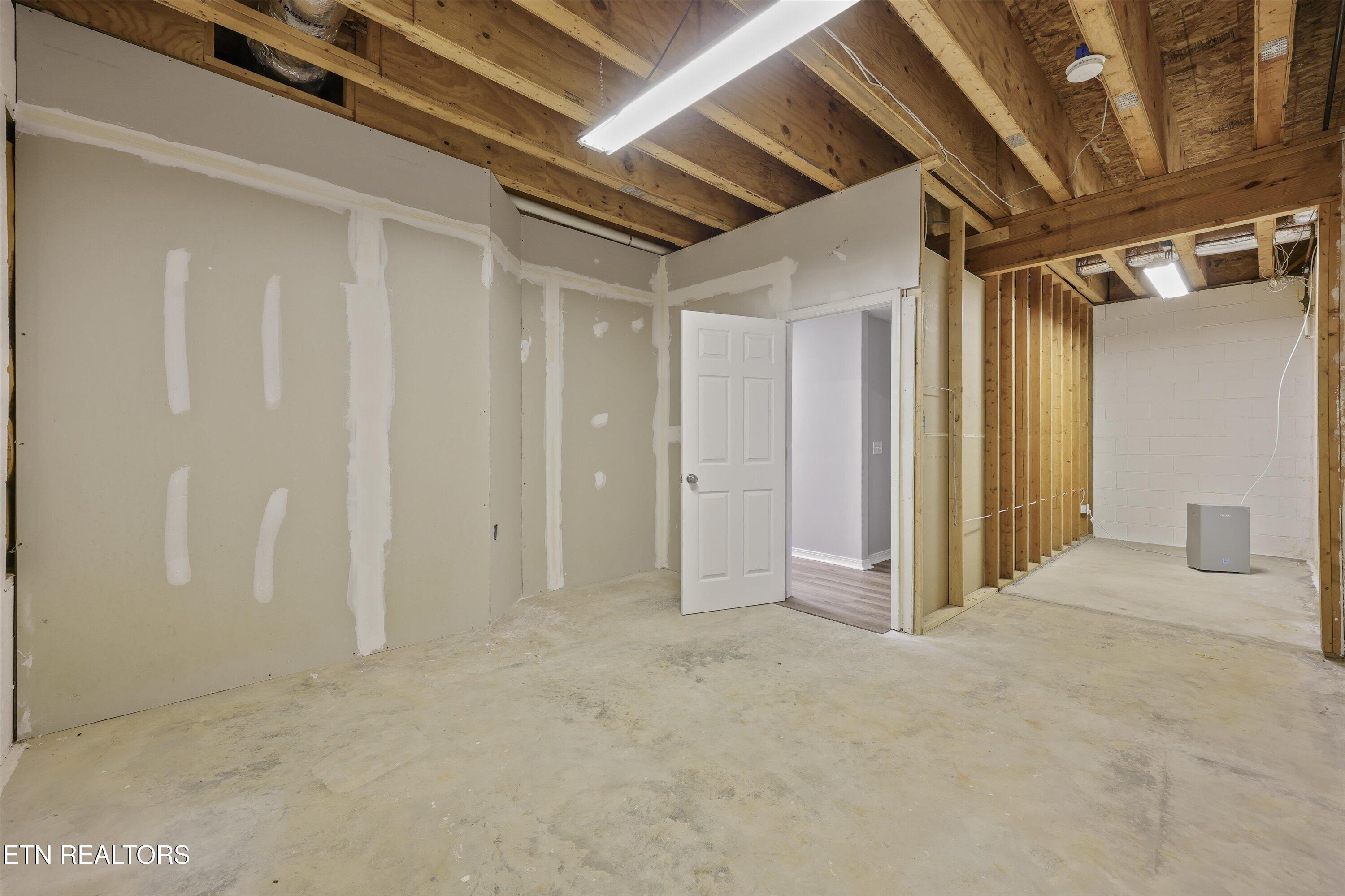 3962 Logans Landing Circle, Louisville, TN - Fort Loudoun and Tellico Lake Real Estate - Image# 35