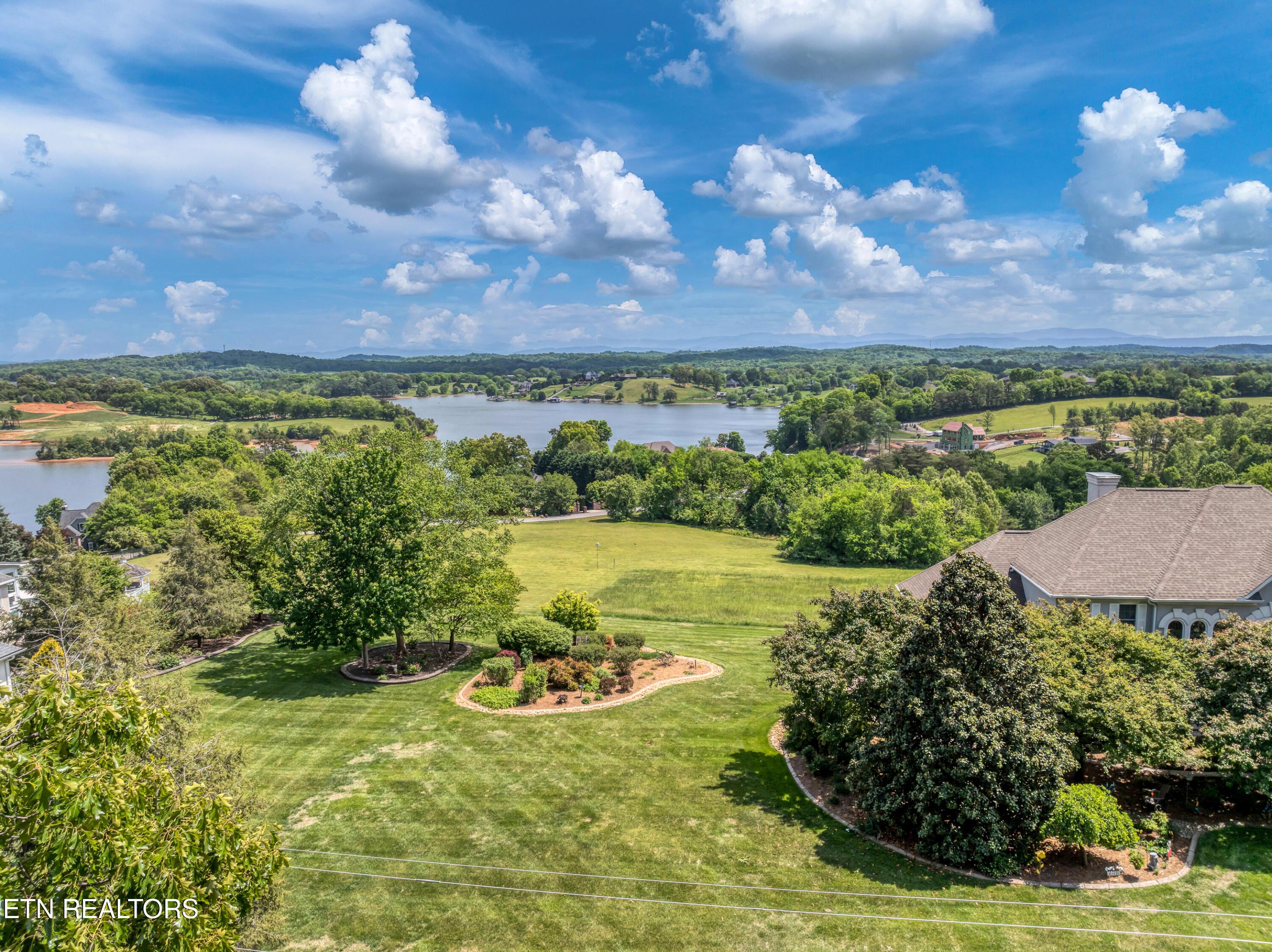 Gravelly Hills/Forrest Ridge, Louisville, TN - Fort Loudoun and Tellico Lake Real Estate - Image# 1