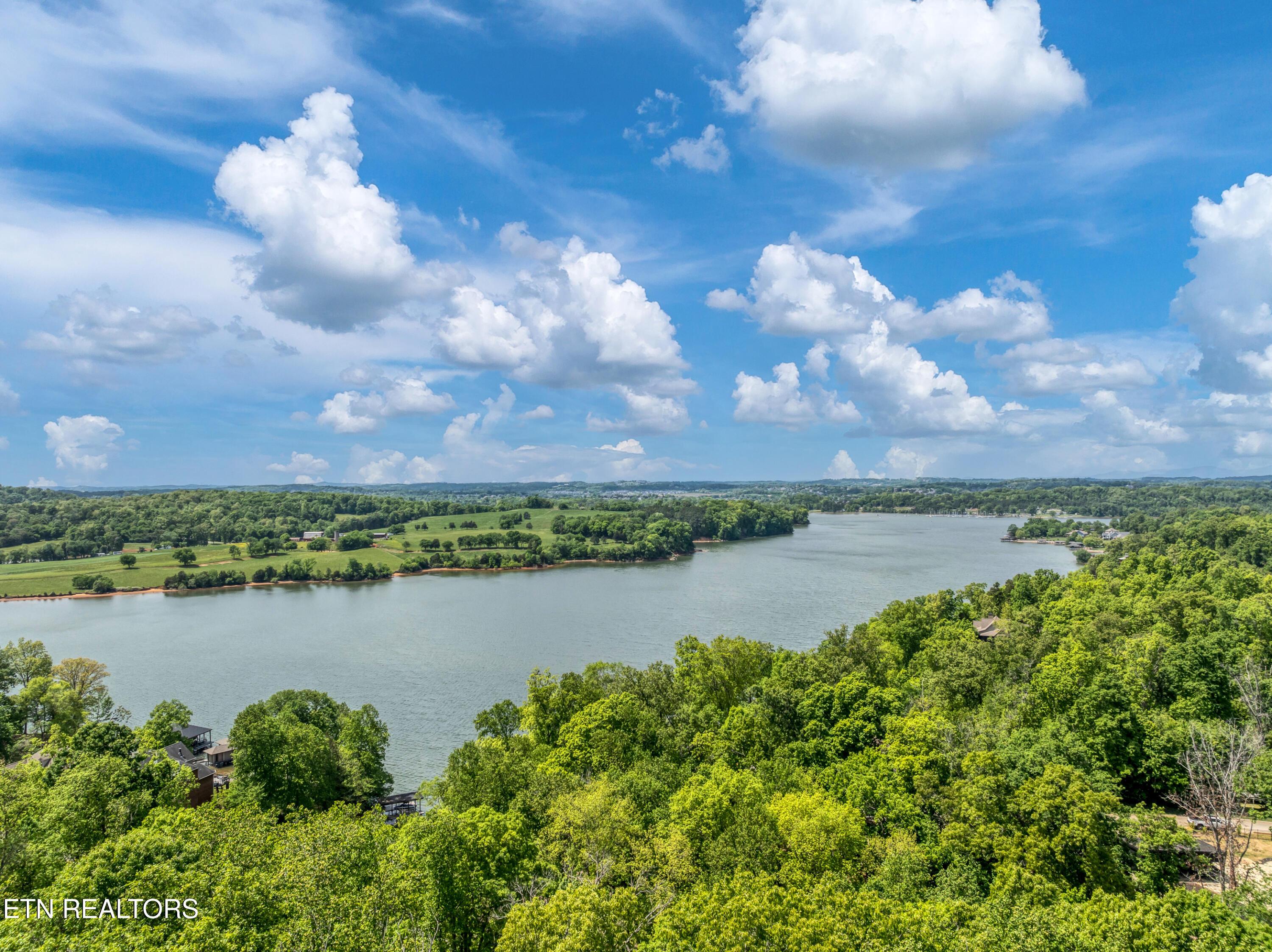 Gravelly Hills/Forrest Ridge, Louisville, TN - Fort Loudoun and Tellico Lake Real Estate - Image# 14