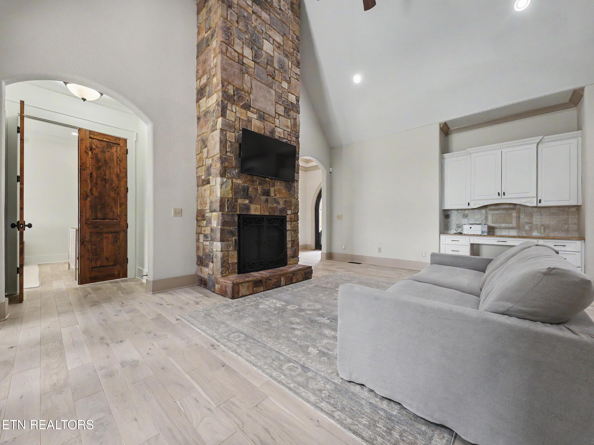 Fort Loudoun and Tellico Lake Real Estate - Image# 8