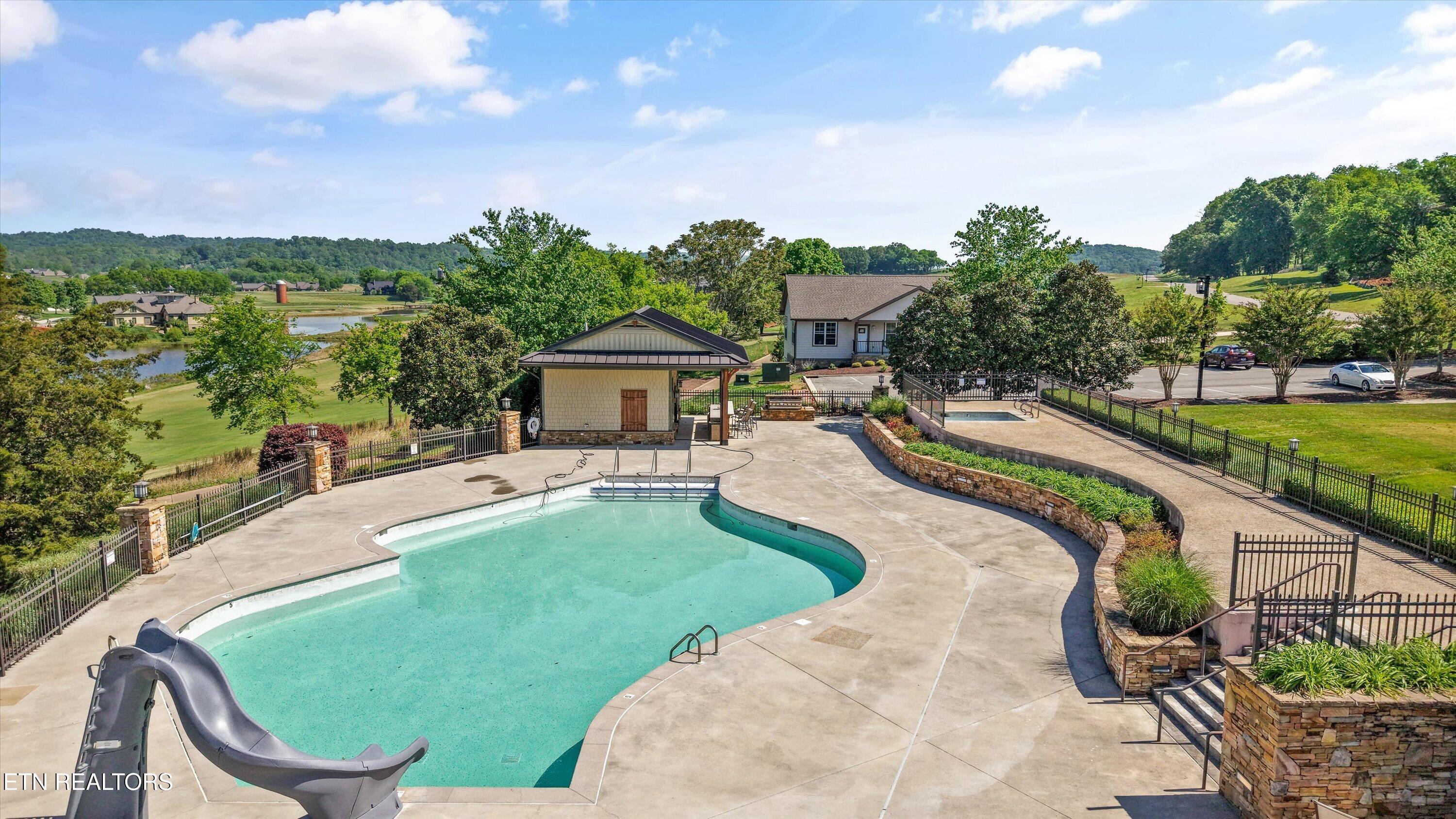 145 Canopy Trail Lane, Loudon, TN - Fort Loudoun and Tellico Lake Real Estate - Image# 22