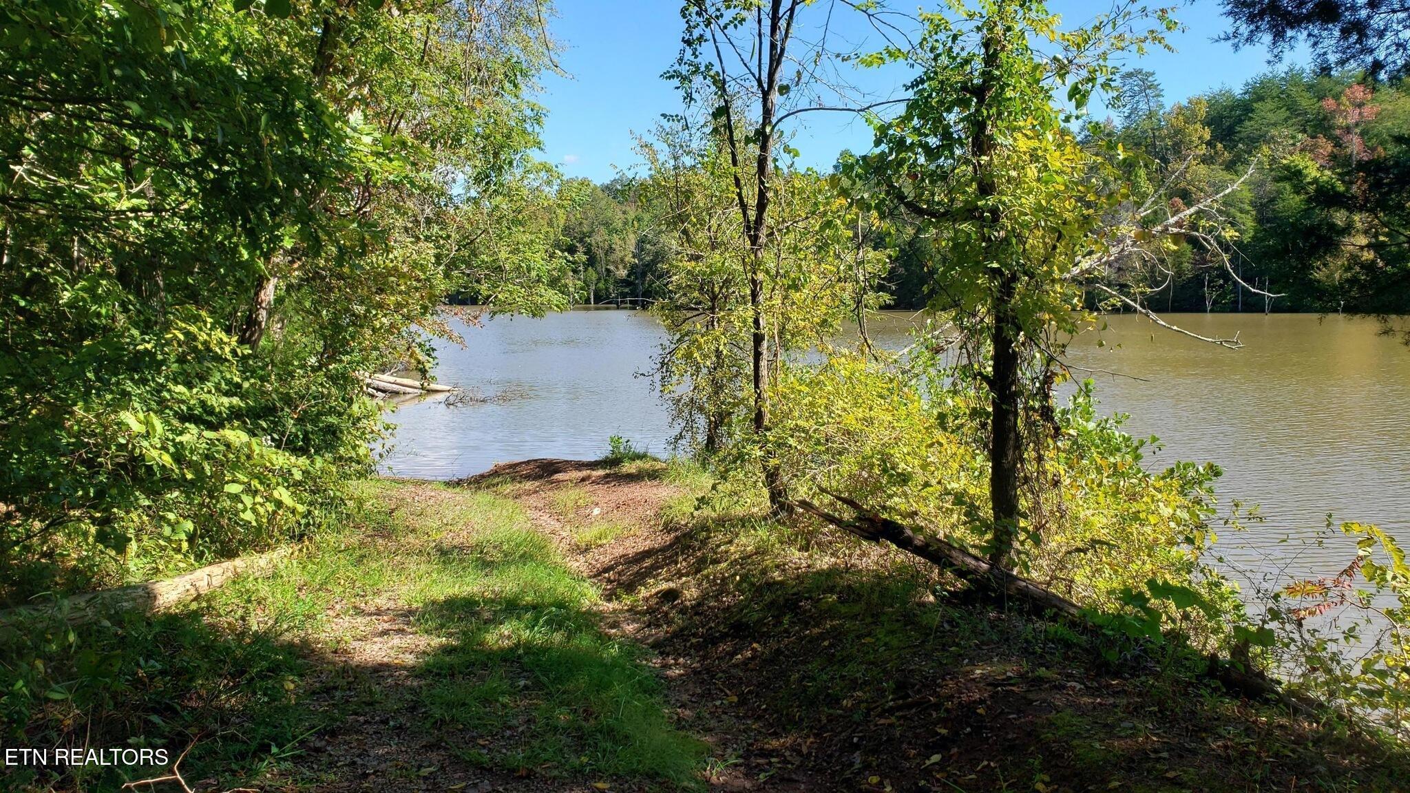 3 Three Point Rd, Vonore, TN - Fort Loudoun and Tellico Lake Real Estate - Image# 20