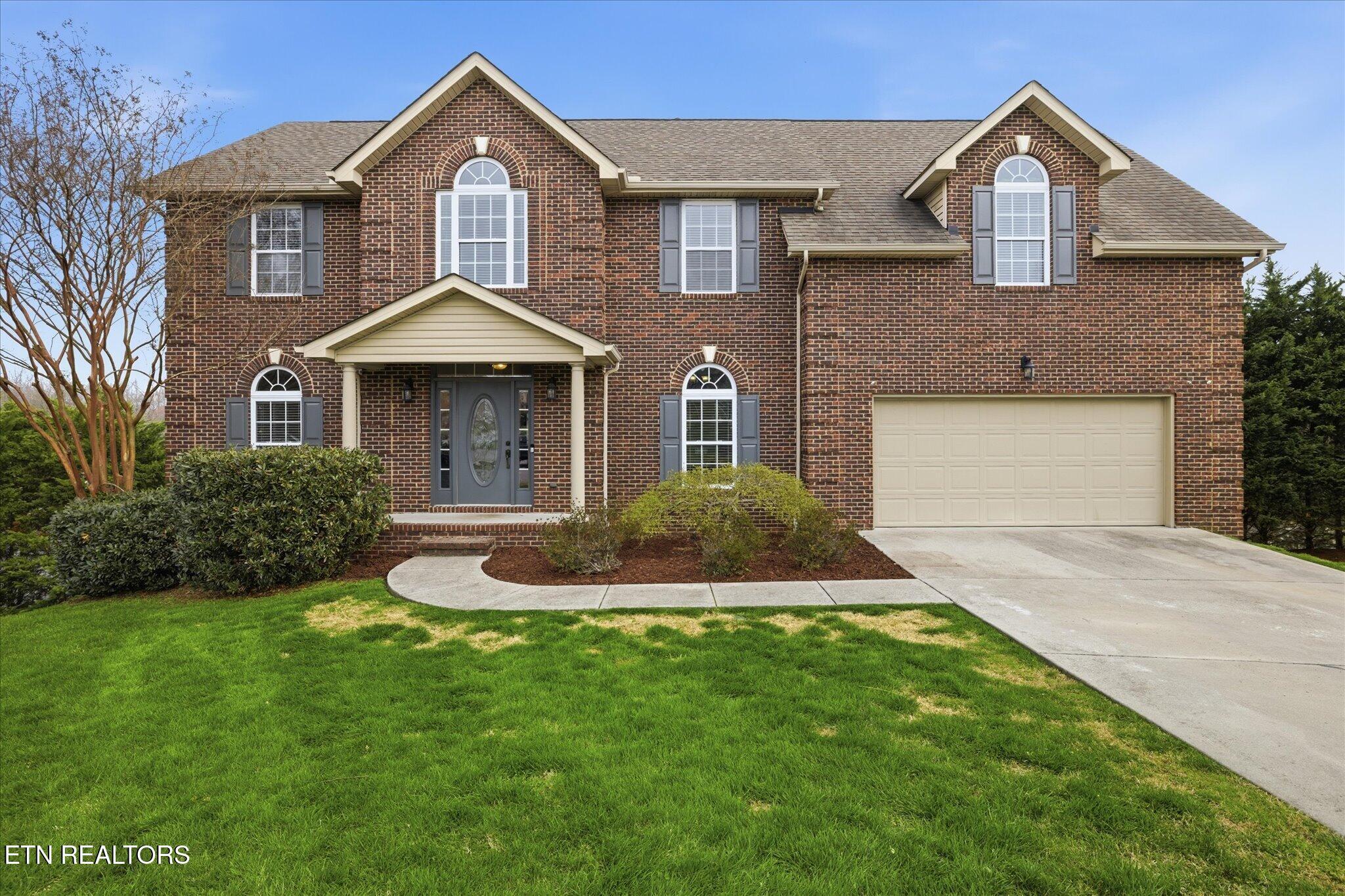 8447 Shoregate Lane, Knoxville, TN - Fort Loudoun and Tellico Lake Real Estate - Image# 1