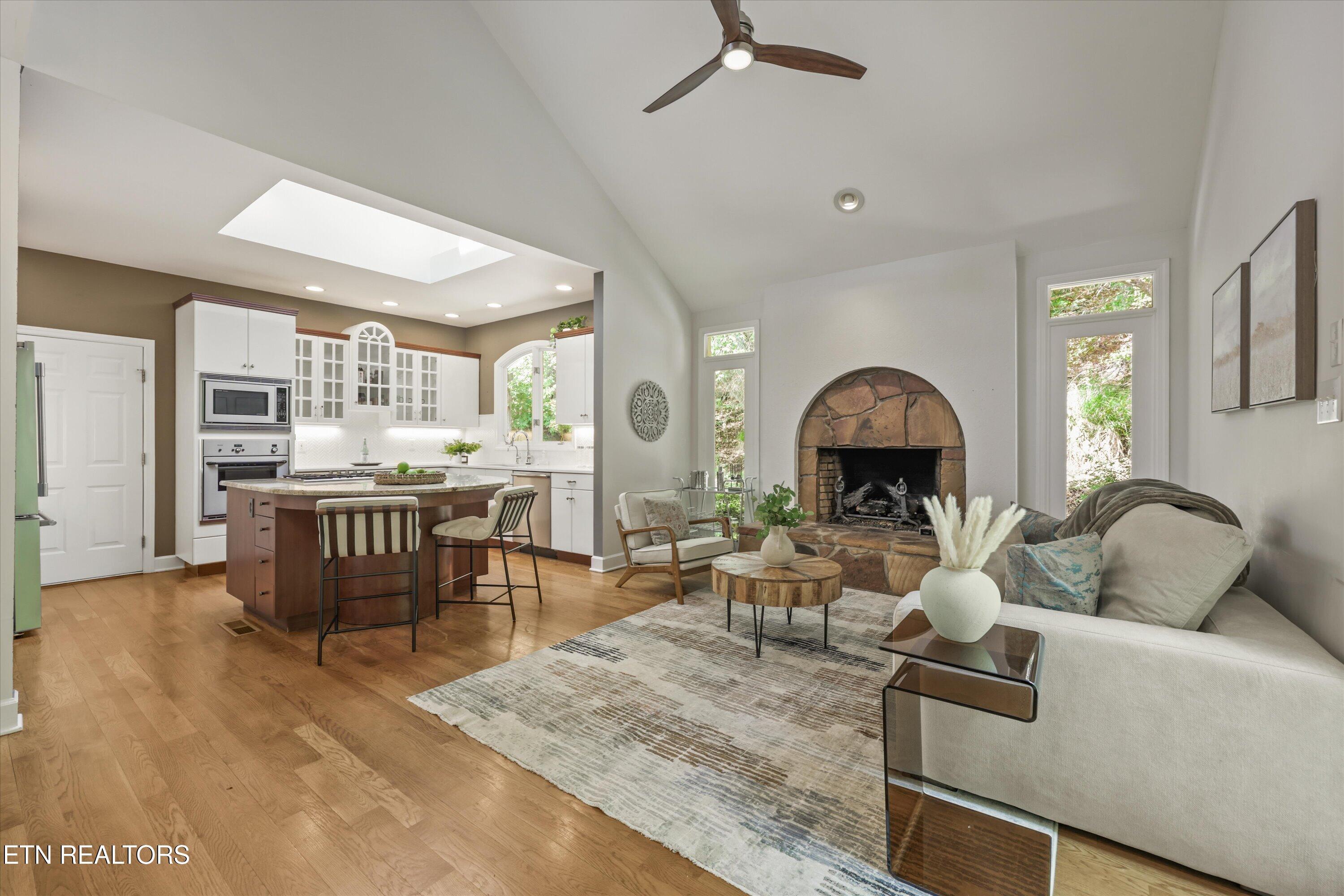 8940 Kelsey Lane, Knoxville, TN - Fort Loudoun and Tellico Lake Real Estate - Image# 10