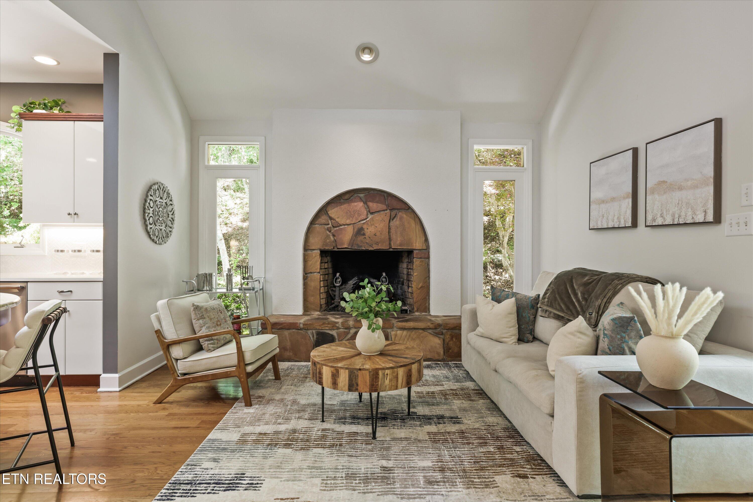 8940 Kelsey Lane, Knoxville, TN - Fort Loudoun and Tellico Lake Real Estate - Image# 11