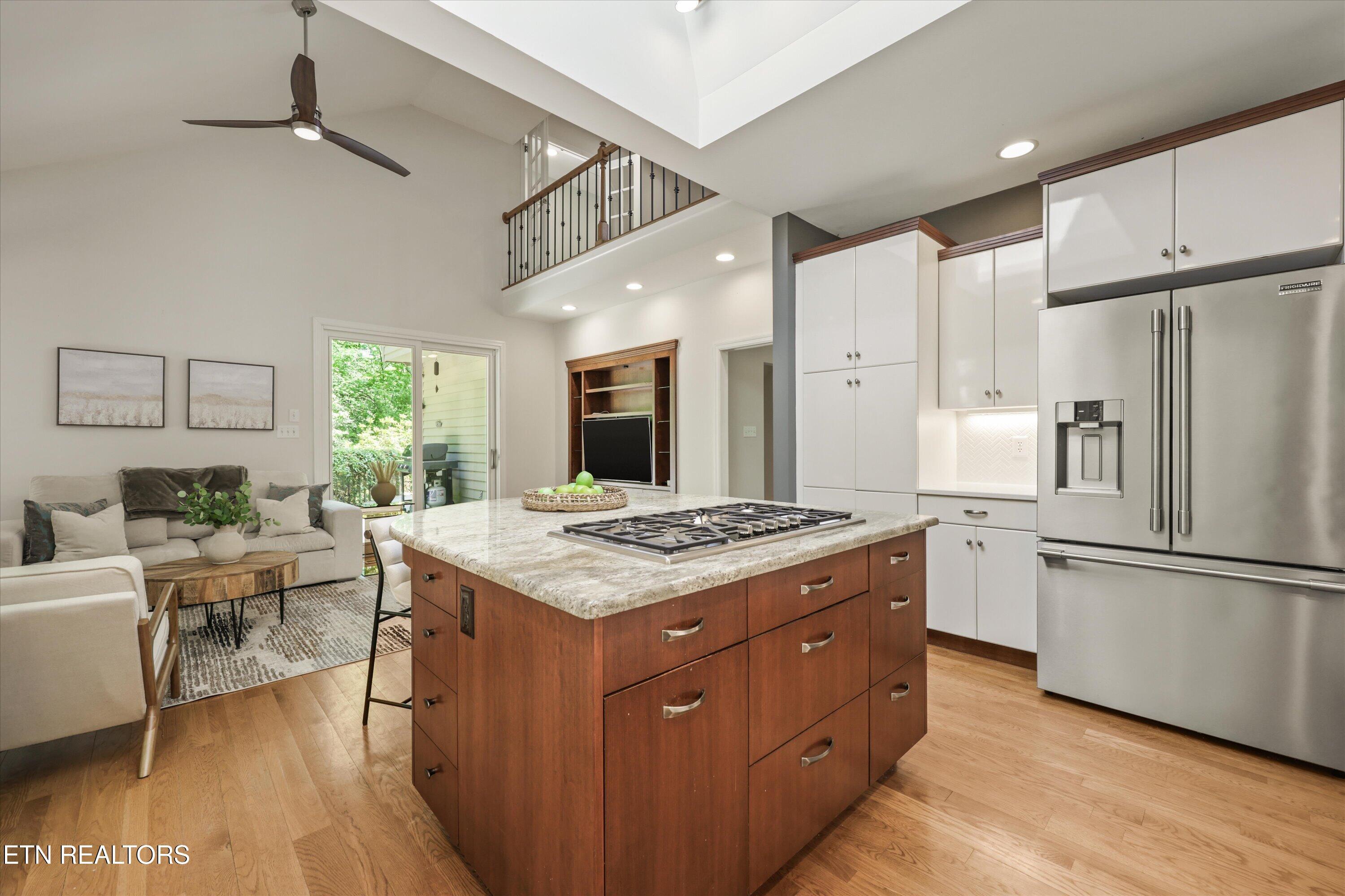 8940 Kelsey Lane, Knoxville, TN - Fort Loudoun and Tellico Lake Real Estate - Image# 14