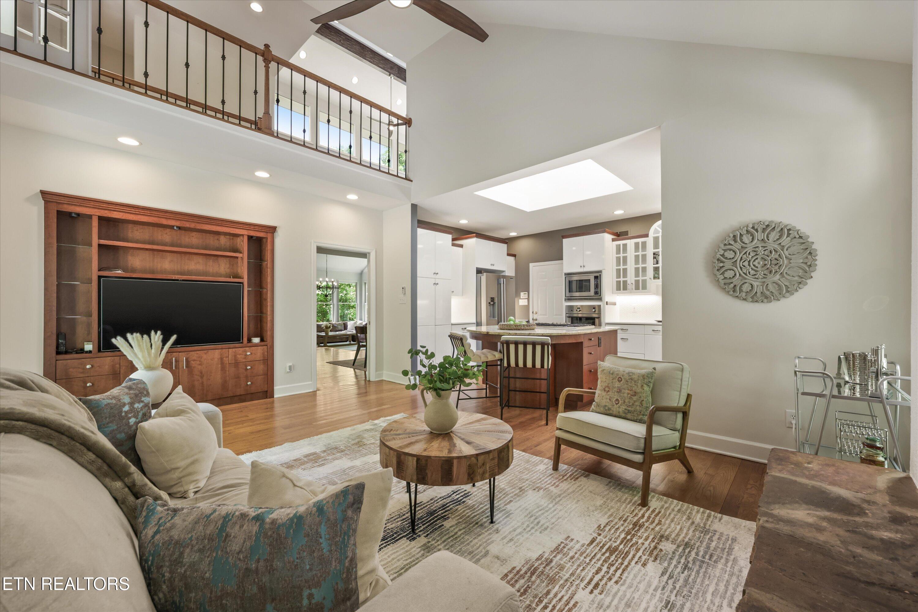 8940 Kelsey Lane, Knoxville, TN - Fort Loudoun and Tellico Lake Real Estate - Image# 15