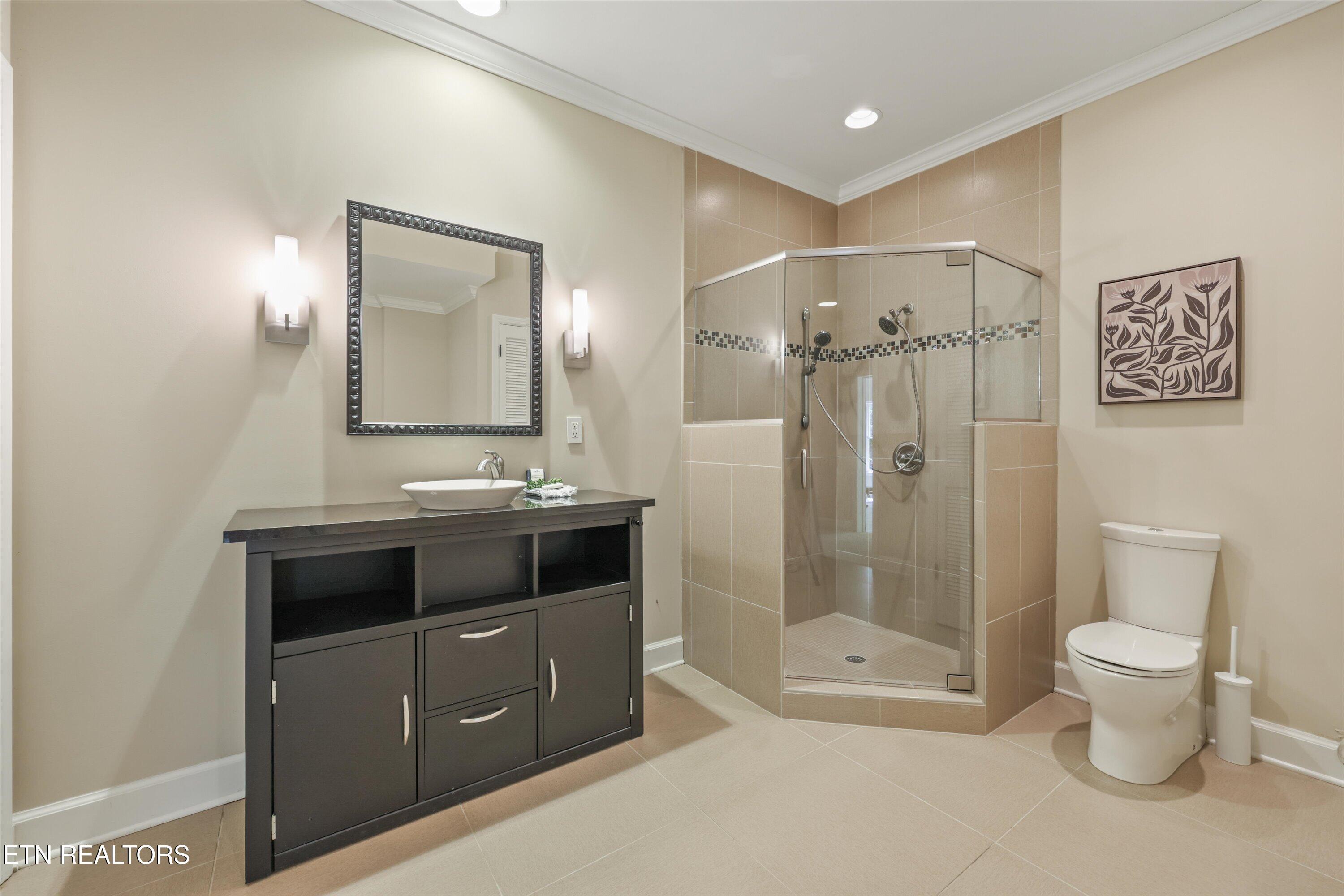 8940 Kelsey Lane, Knoxville, TN - Fort Loudoun and Tellico Lake Real Estate - Image# 42