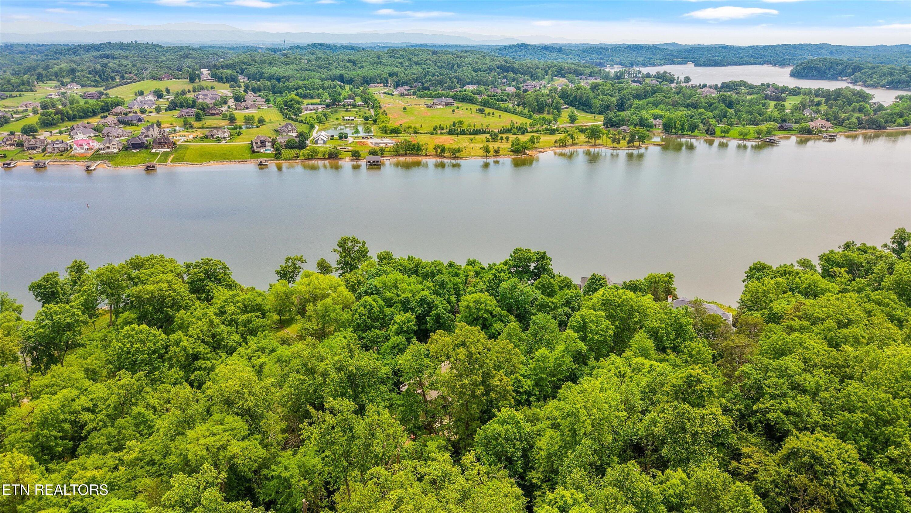 8940 Kelsey Lane, Knoxville, TN - Fort Loudoun and Tellico Lake Real Estate - Image# 58