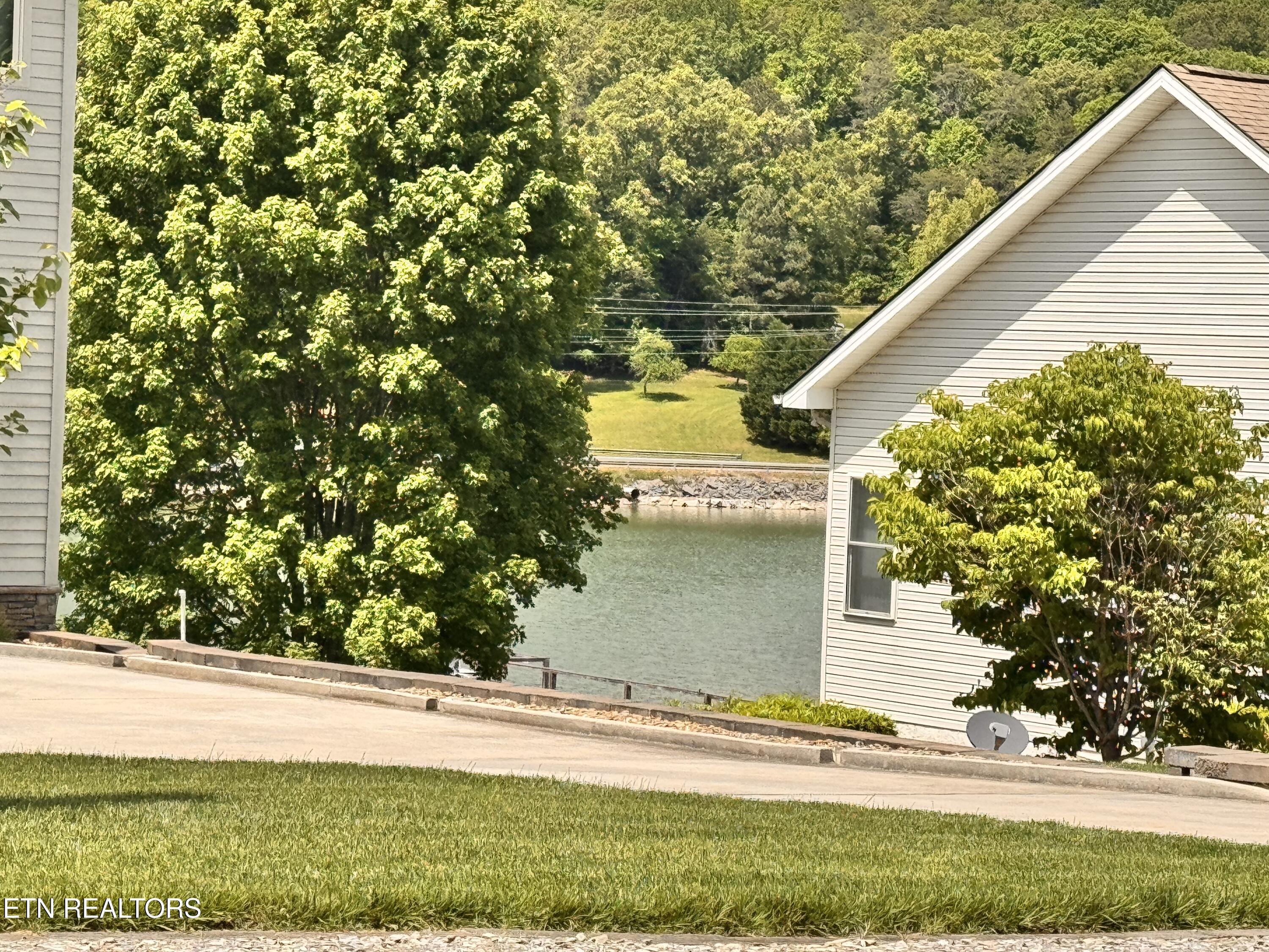 193 Ganega Tr, Vonore, TN - Fort Loudoun and Tellico Lake Real Estate - Image# 5