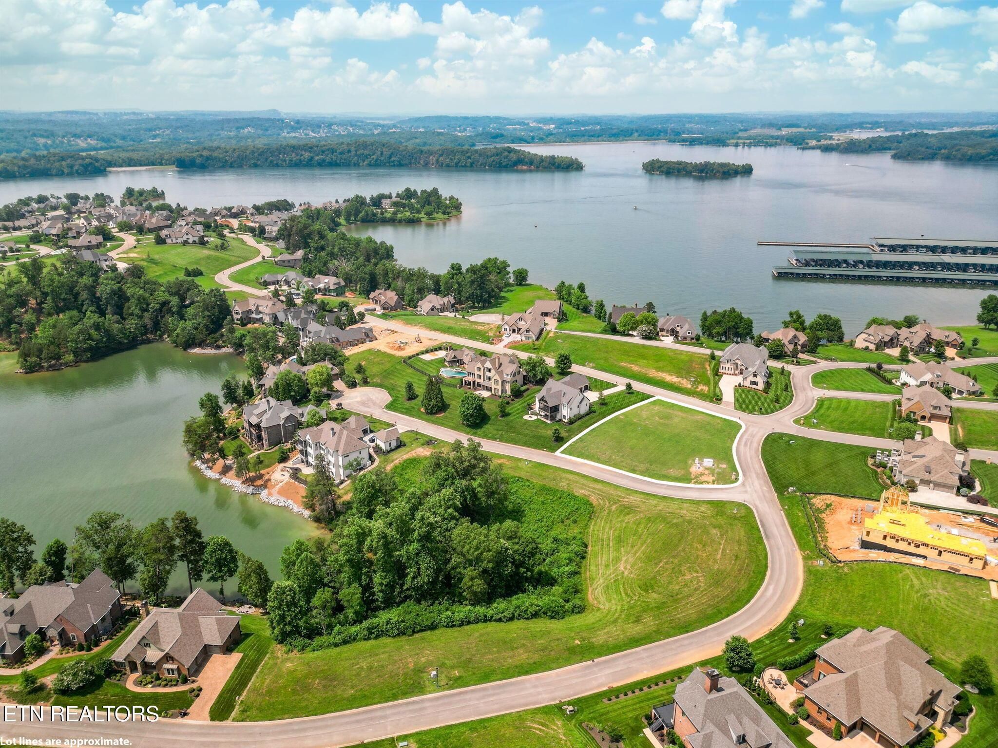 210 Beacon Court, Lenoir City, TN - Fort Loudoun and Tellico Lake Real Estate - Image# 7