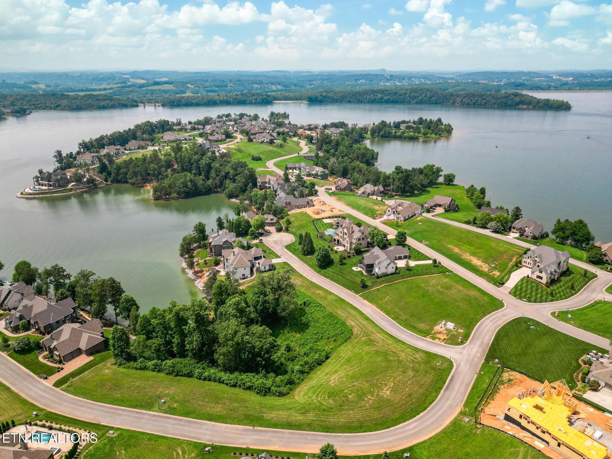 210 Beacon Court, Lenoir City, TN - Fort Loudoun and Tellico Lake Real Estate - Image# 10