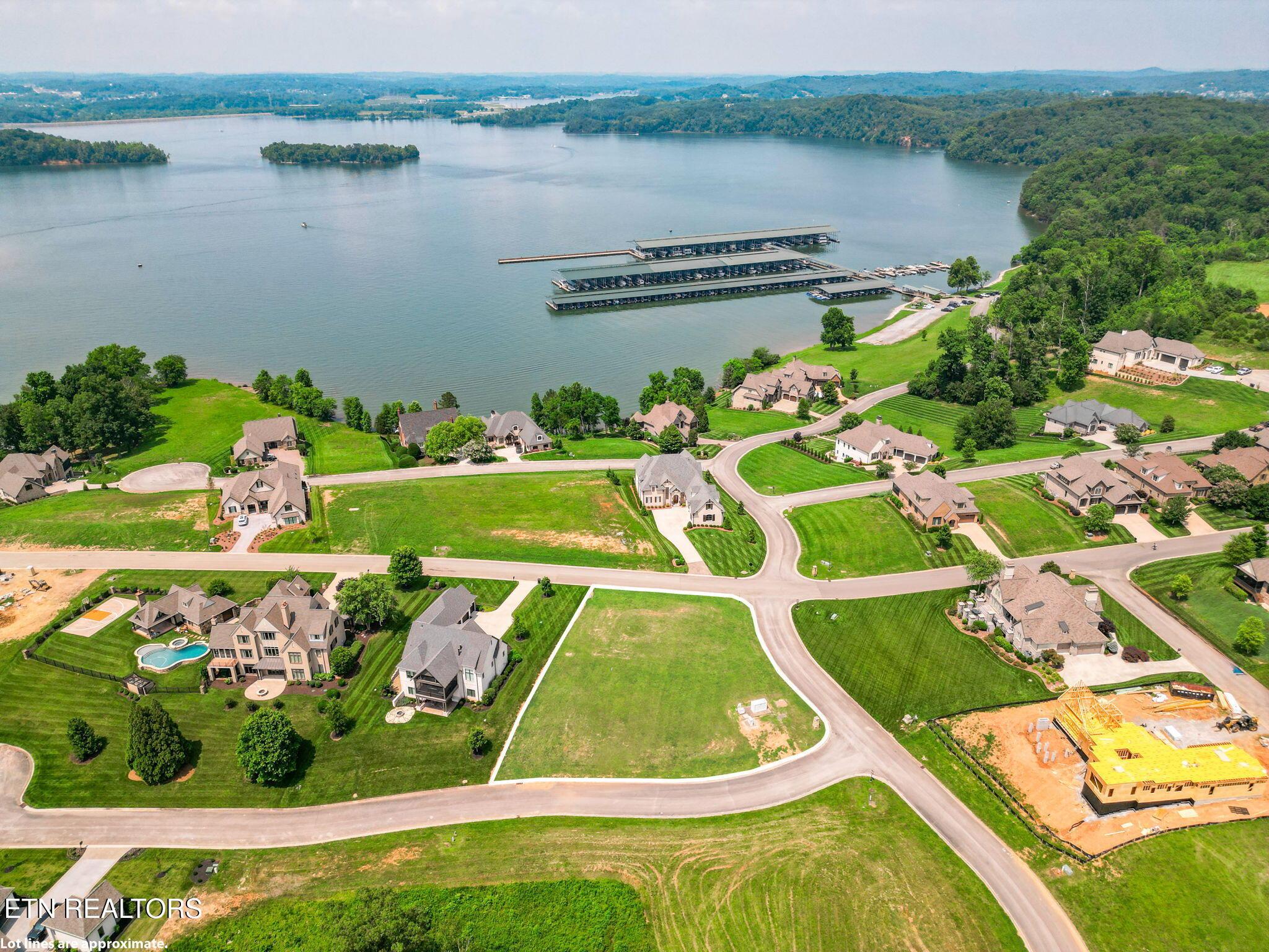 210 Beacon Court, Lenoir City, TN - Fort Loudoun and Tellico Lake Real Estate - Image# 12