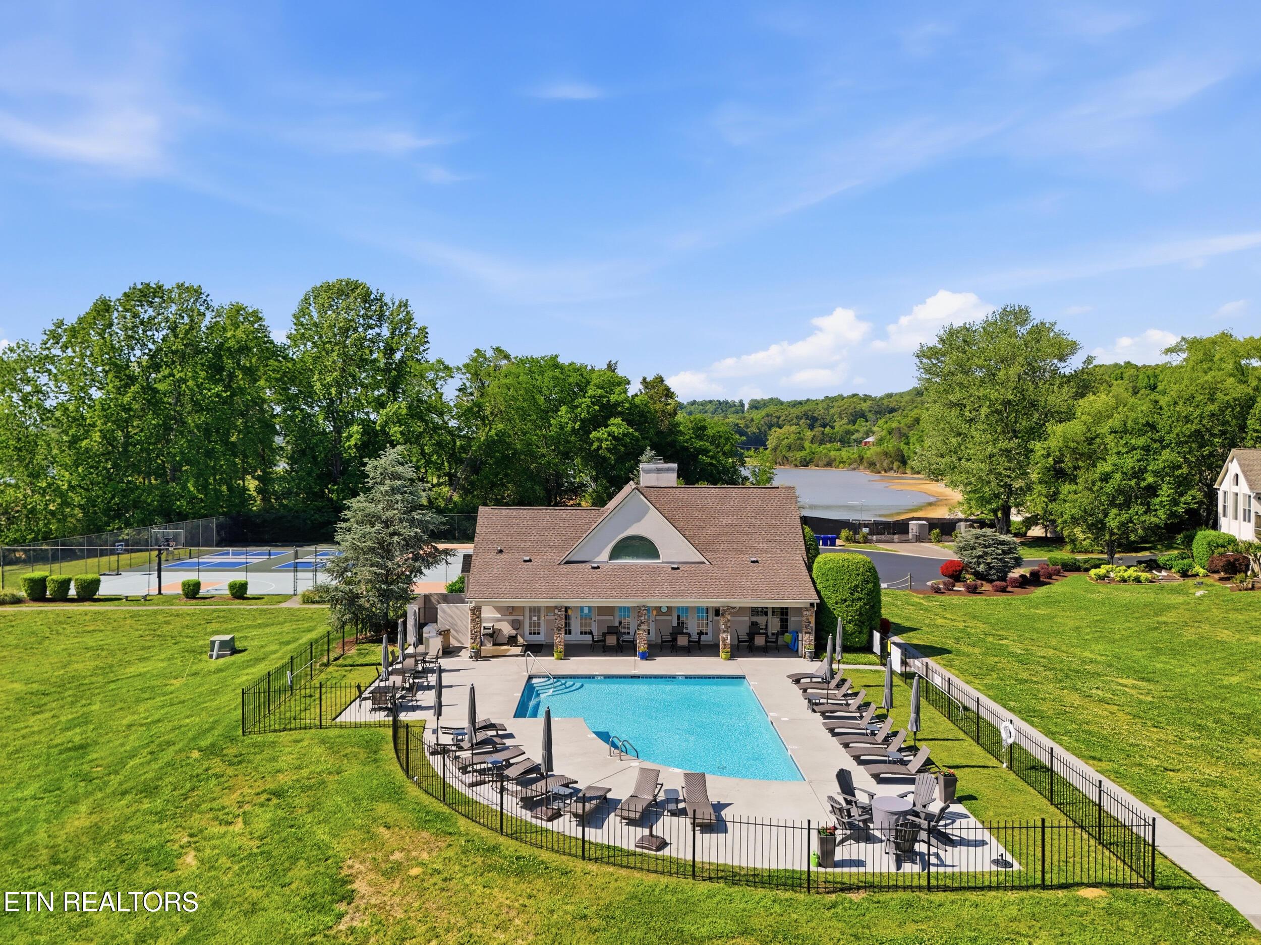 9619 Mariners Pointe, Knoxville, TN - Fort Loudoun and Tellico Lake Real Estate - Image# 52