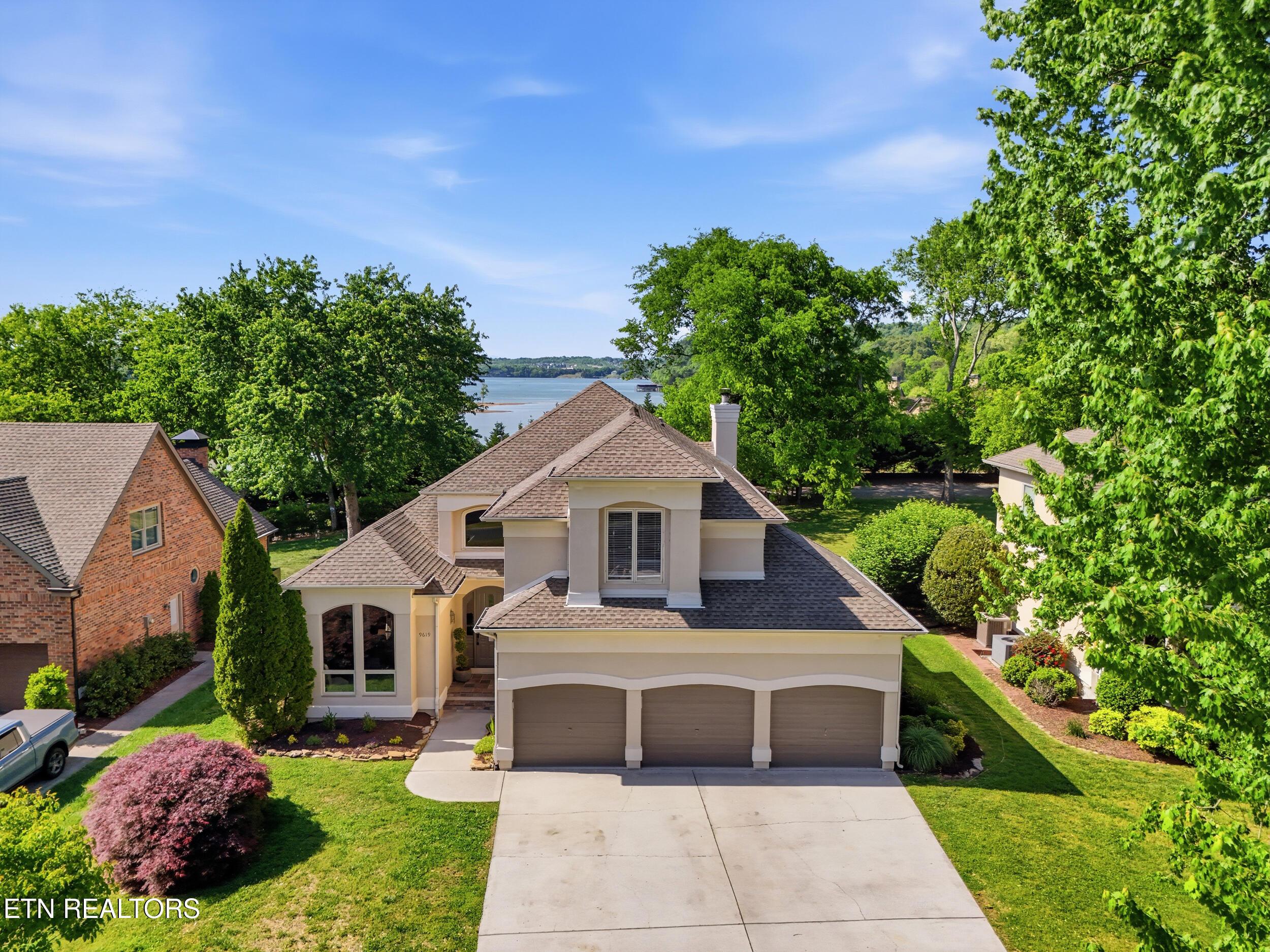 9619 Mariners Pointe, Knoxville, TN - Fort Loudoun and Tellico Lake Real Estate - Image# 3