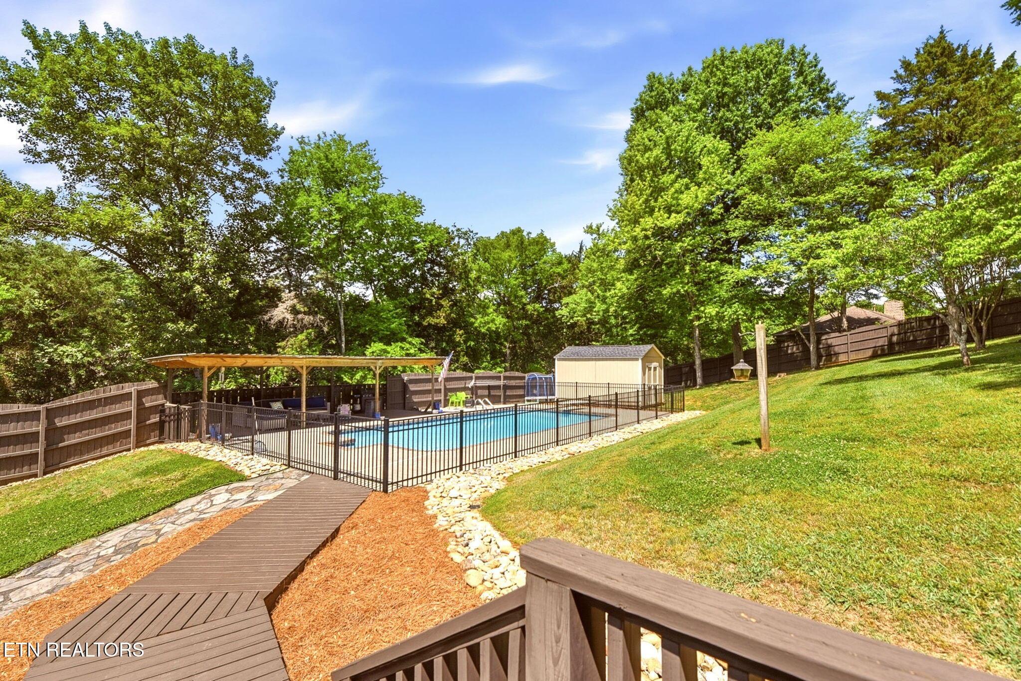 9957 Tierra Verde Drive, Knoxville, TN - Fort Loudoun and Tellico Lake Real Estate - Image# 37