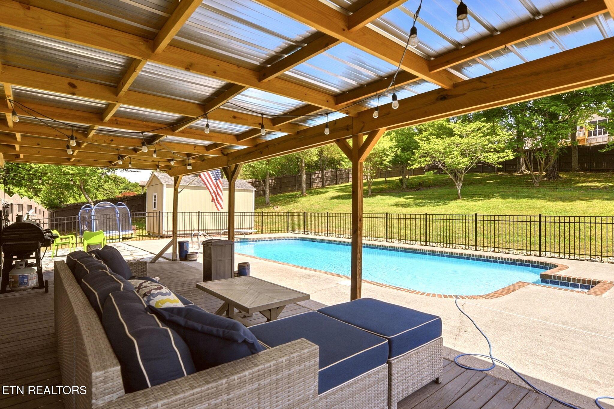 9957 Tierra Verde Drive, Knoxville, TN - Fort Loudoun and Tellico Lake Real Estate - Image# 41