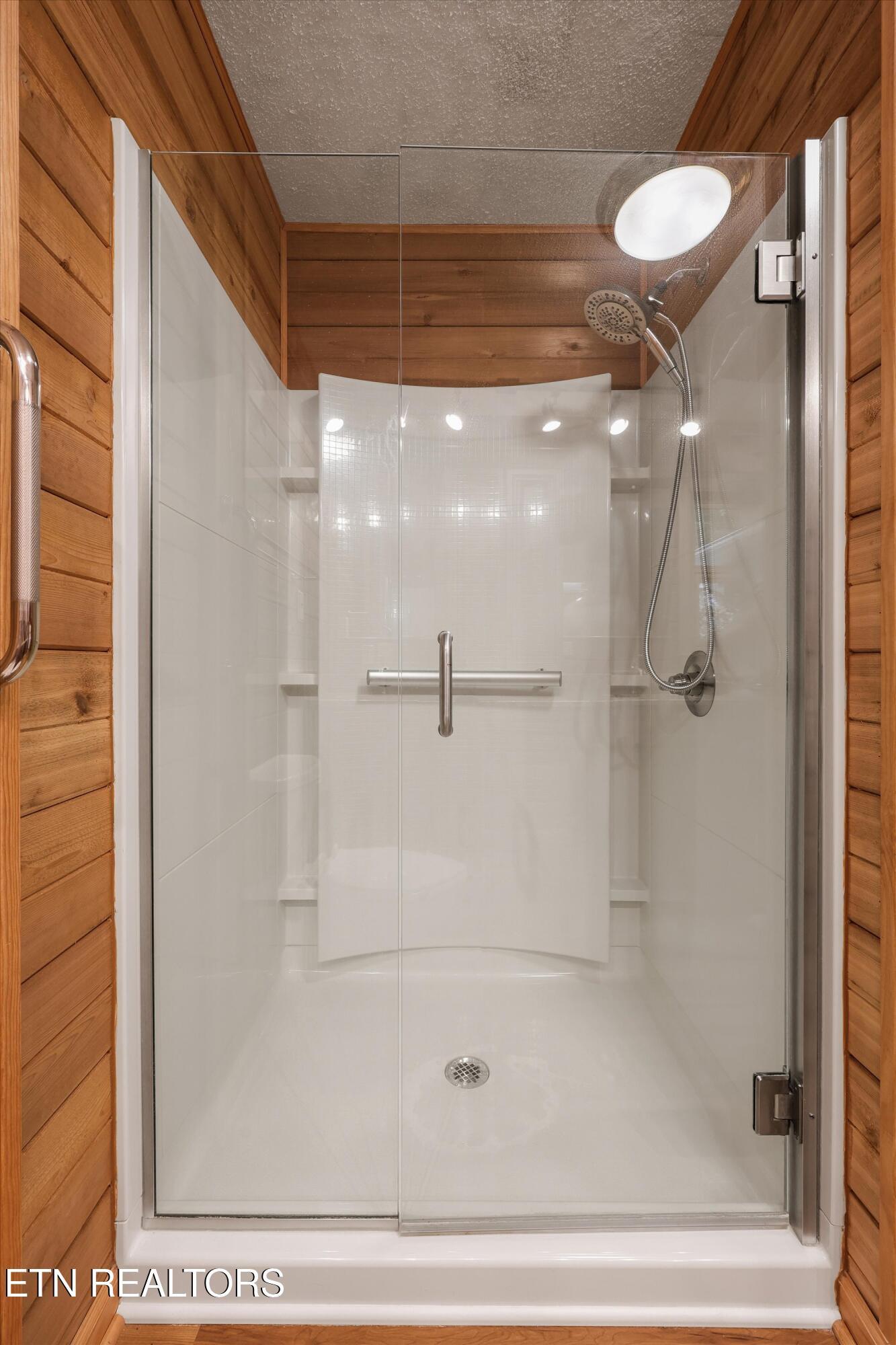 11417 Berry Hill Drive, Knoxville, TN - Fort Loudoun and Tellico Lake Real Estate - Image# 21
