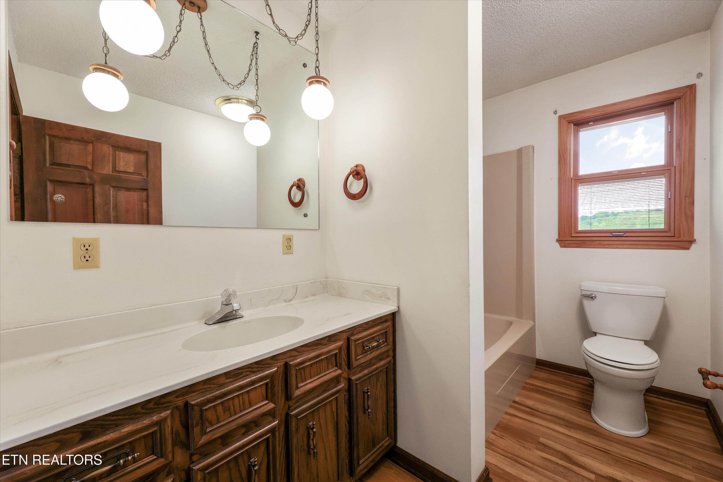 11417 Berry Hill Drive, Knoxville, TN - Fort Loudoun and Tellico Lake Real Estate - Image# 23