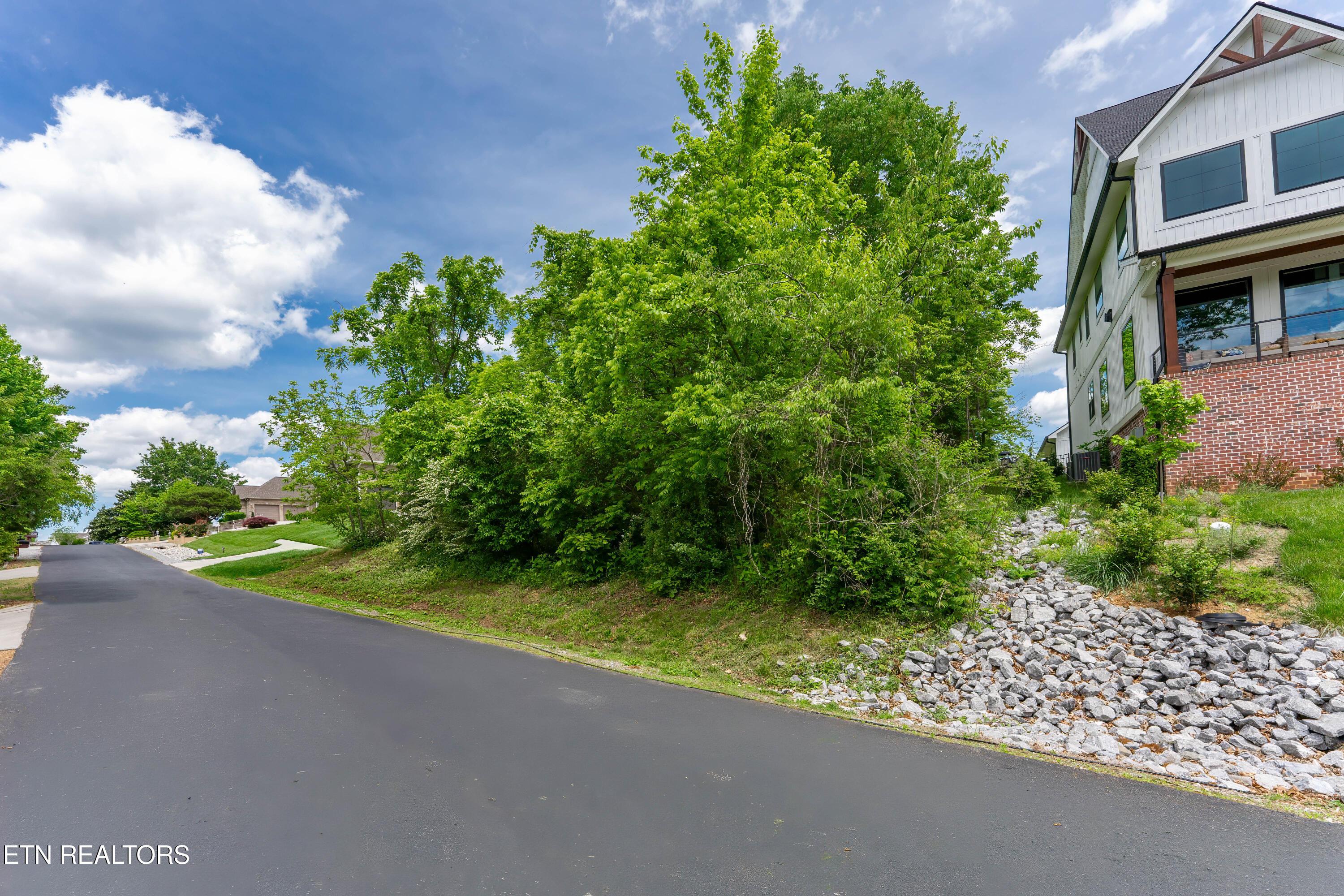 177 Oonoga Way, Loudon, TN - Fort Loudoun and Tellico Lake Real Estate - Image# 15