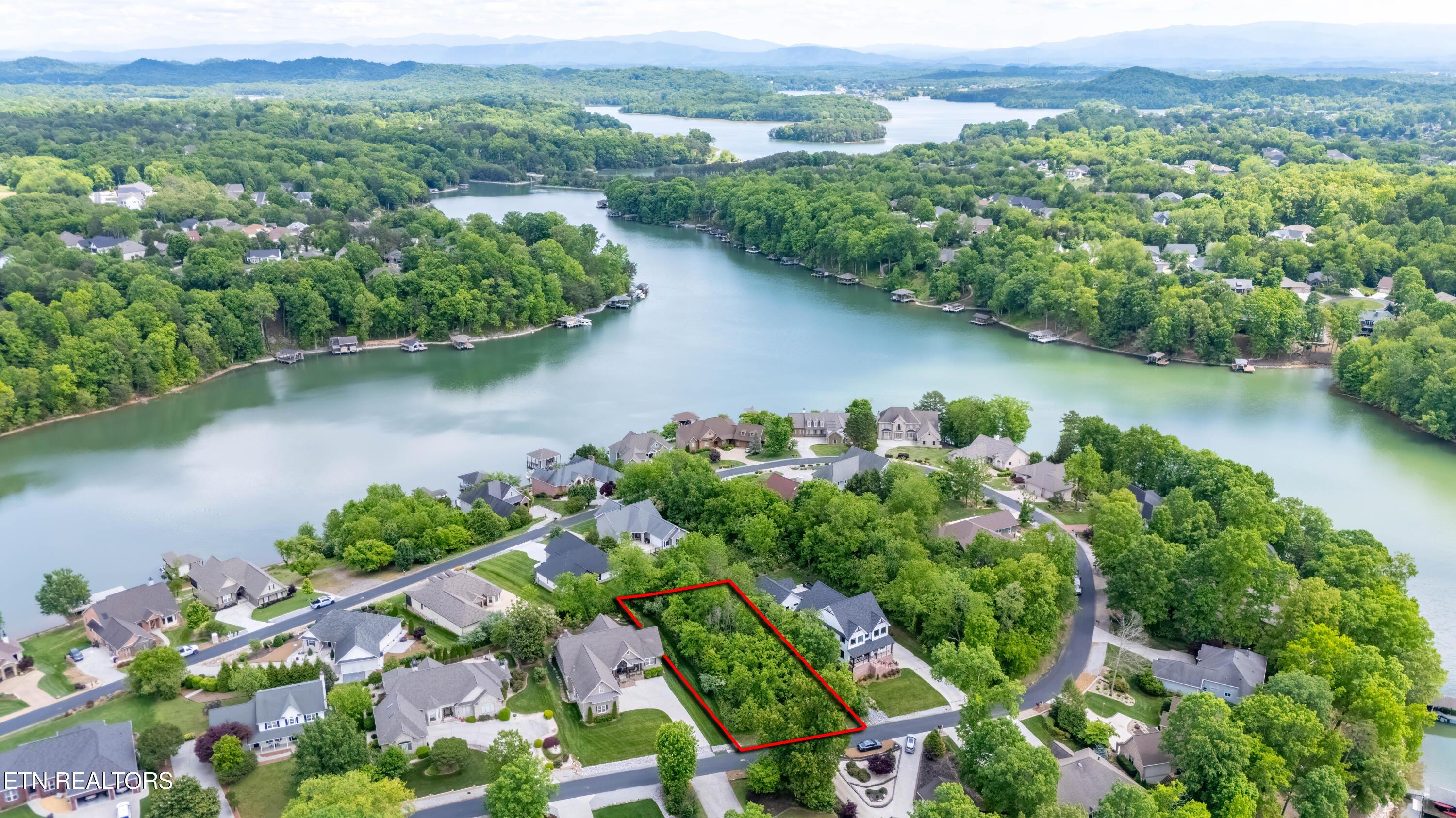 177 Oonoga Way, Loudon, TN - Fort Loudoun and Tellico Lake Real Estate - Image# 1