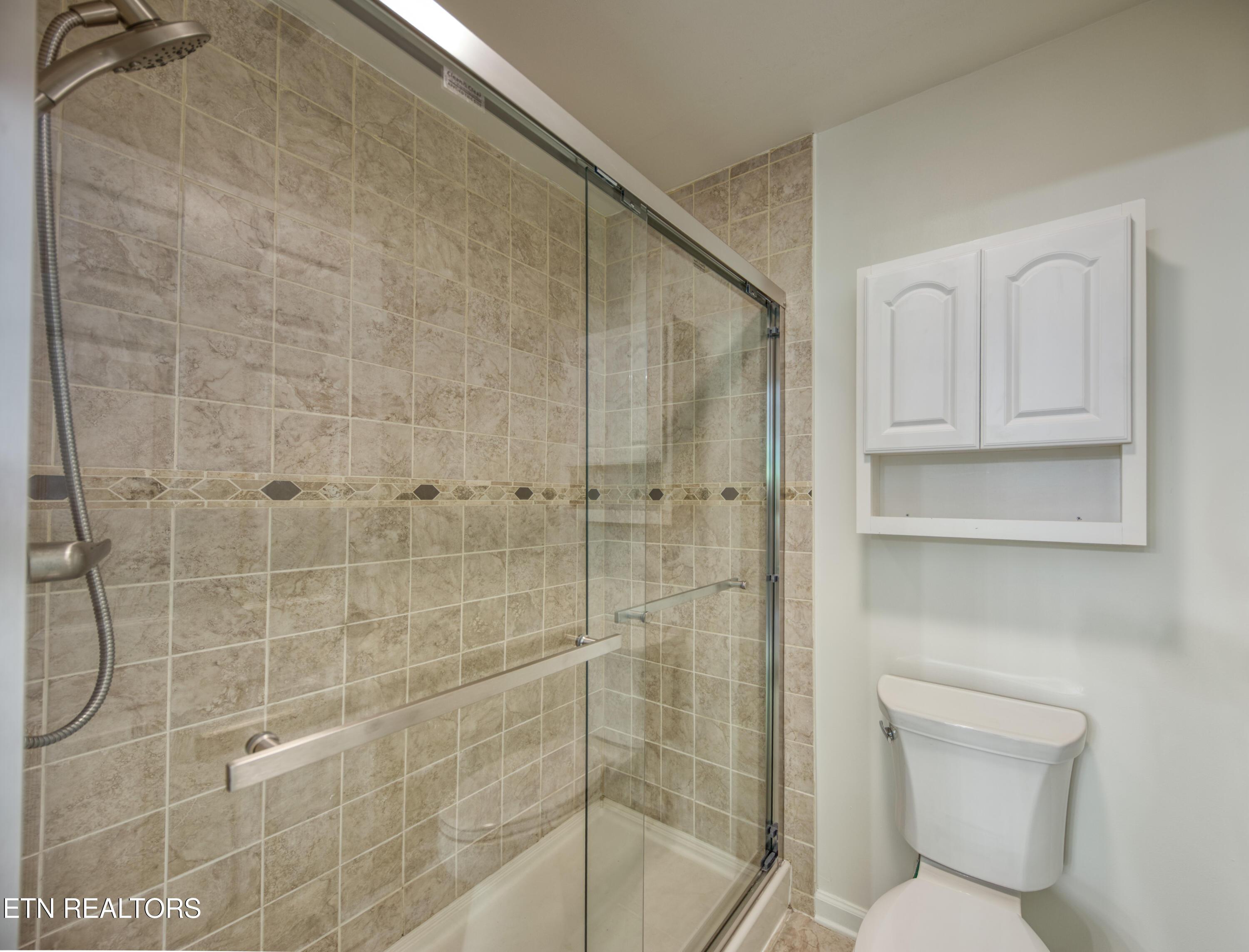 11119 Hatteras Drive, Knoxville, TN - Fort Loudoun and Tellico Lake Real Estate - Image# 23