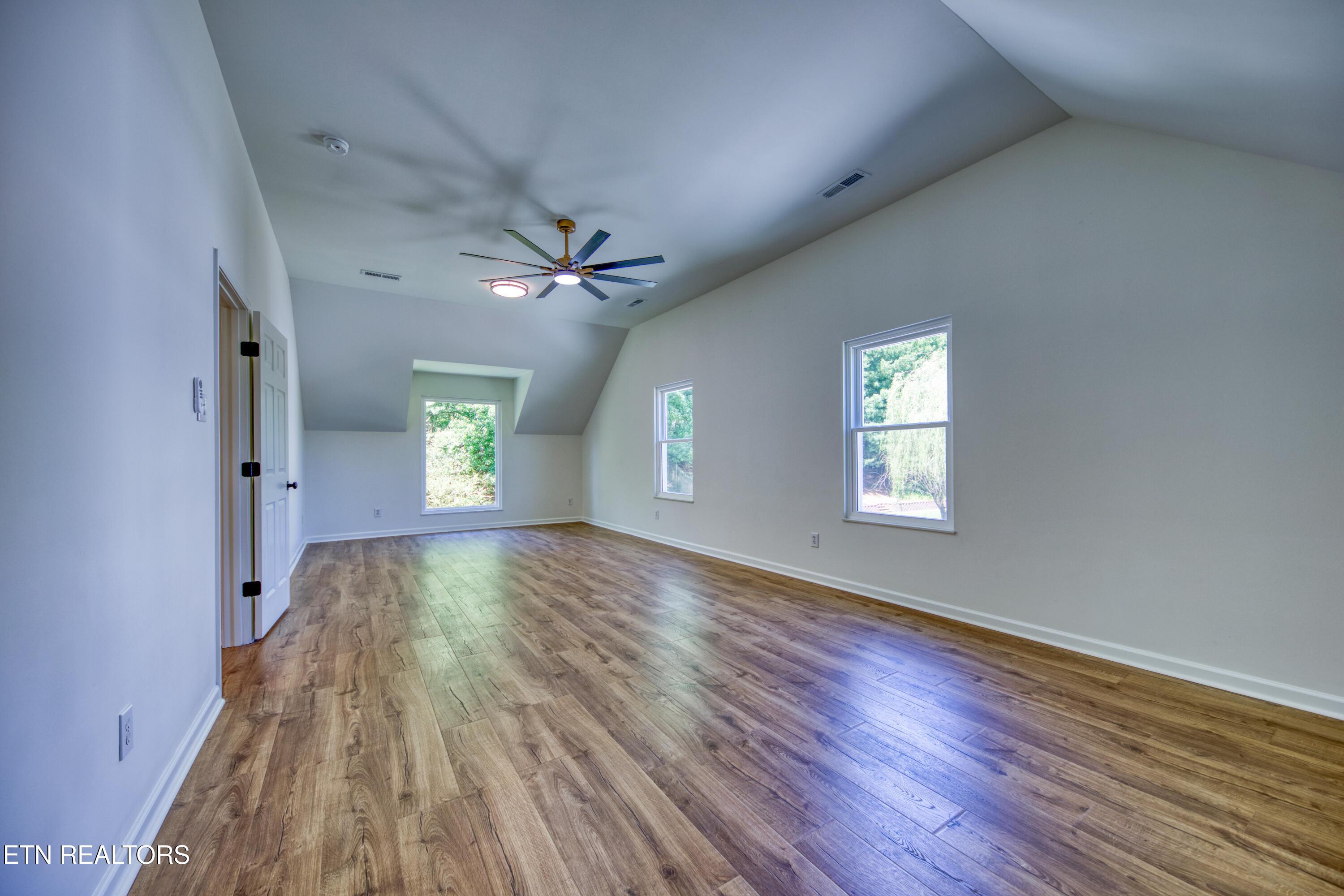11119 Hatteras Drive, Knoxville, TN - Fort Loudoun and Tellico Lake Real Estate - Image# 27