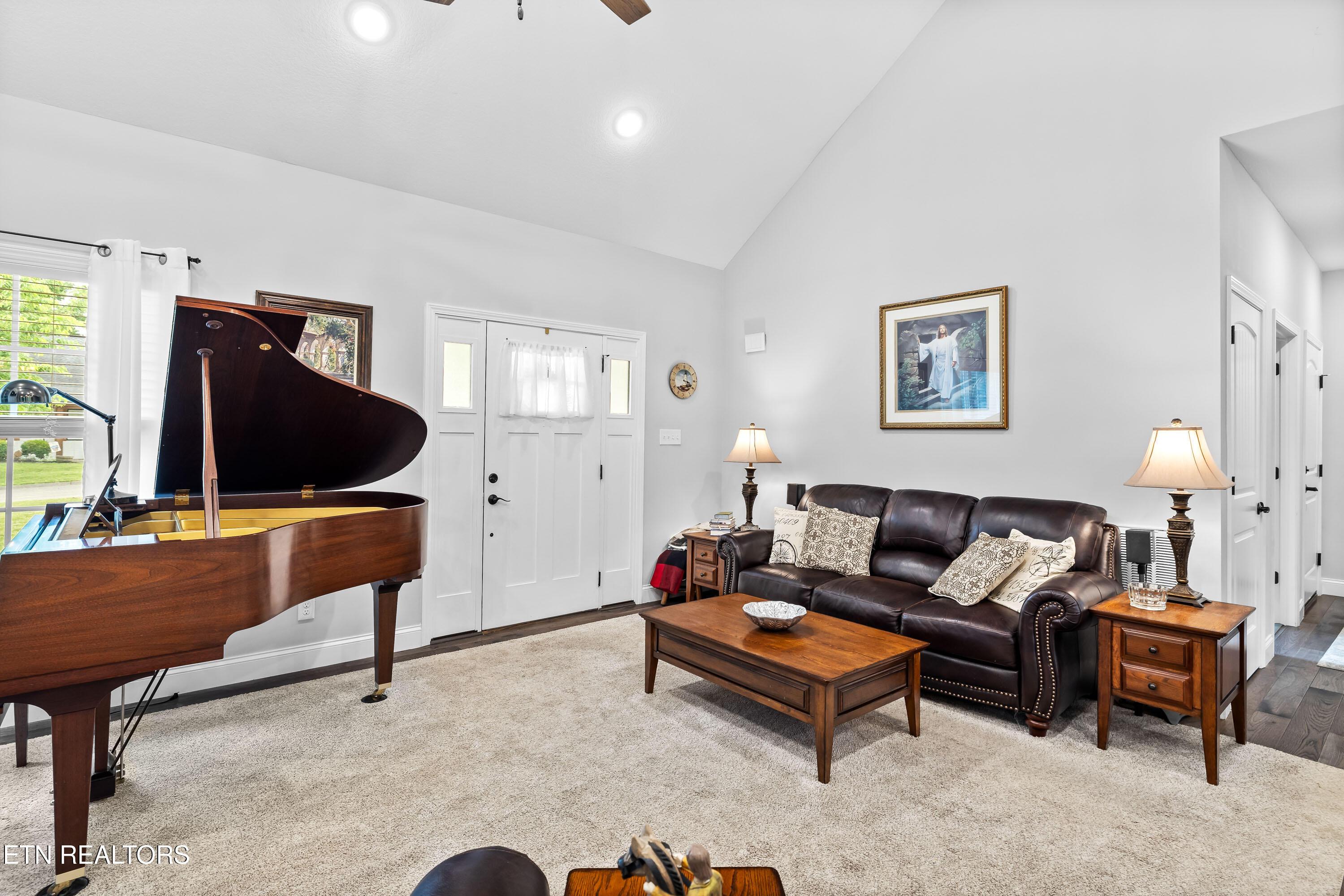 722 Rio Drive, Friendsville, TN - Fort Loudoun and Tellico Lake Real Estate - Image# 12