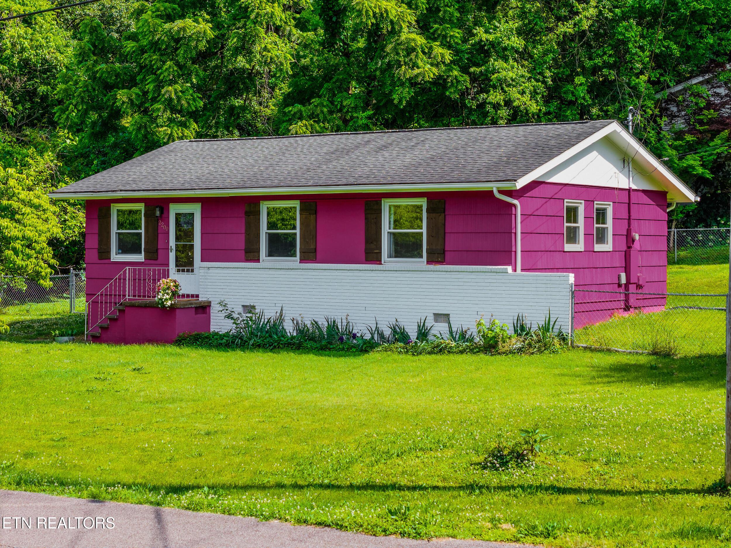 2200 Sylvania Ave, Knoxville, TN - Fort Loudoun and Tellico Lake Real Estate - Image# 1