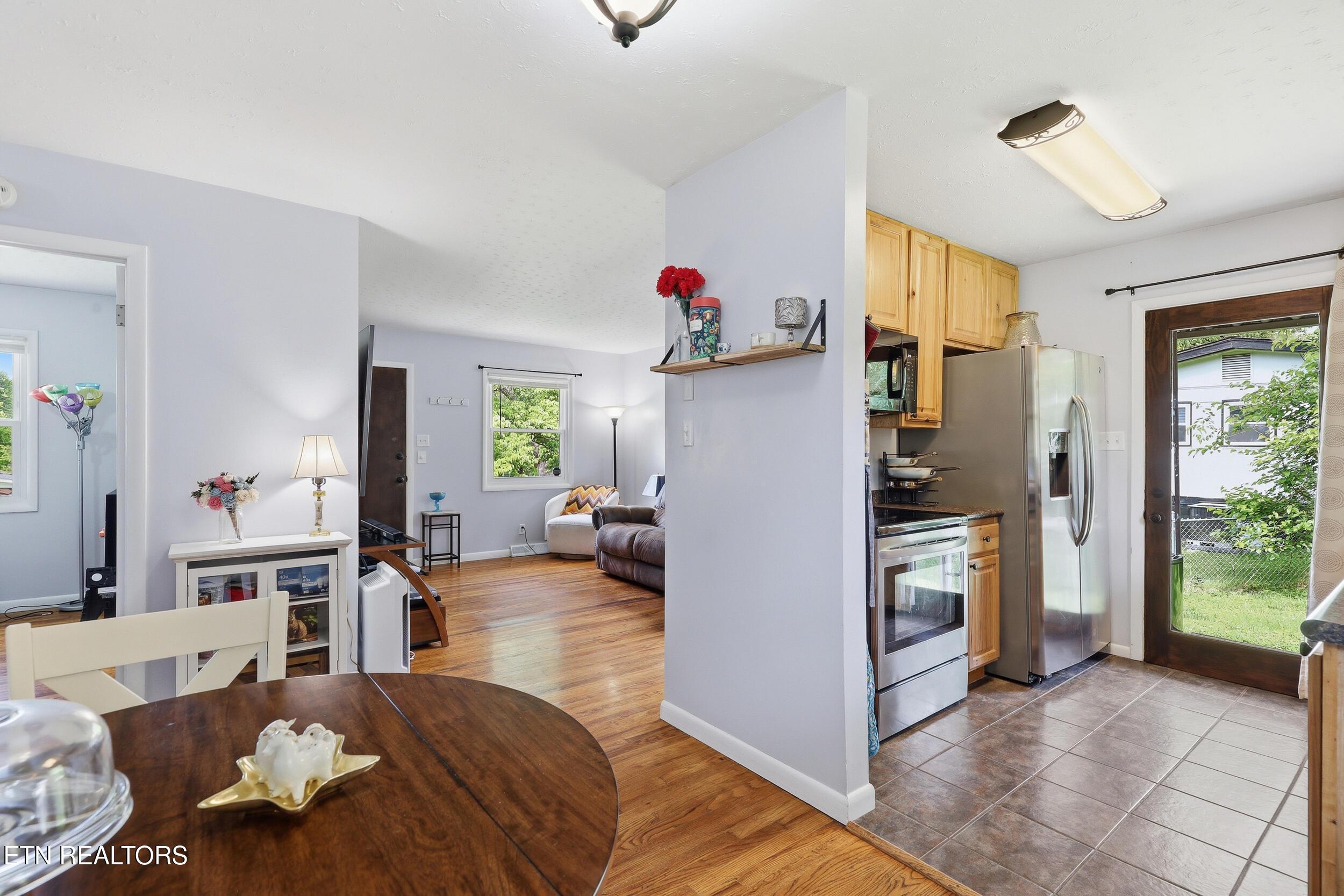 2200 Sylvania Ave, Knoxville, TN - Fort Loudoun and Tellico Lake Real Estate - Image# 4